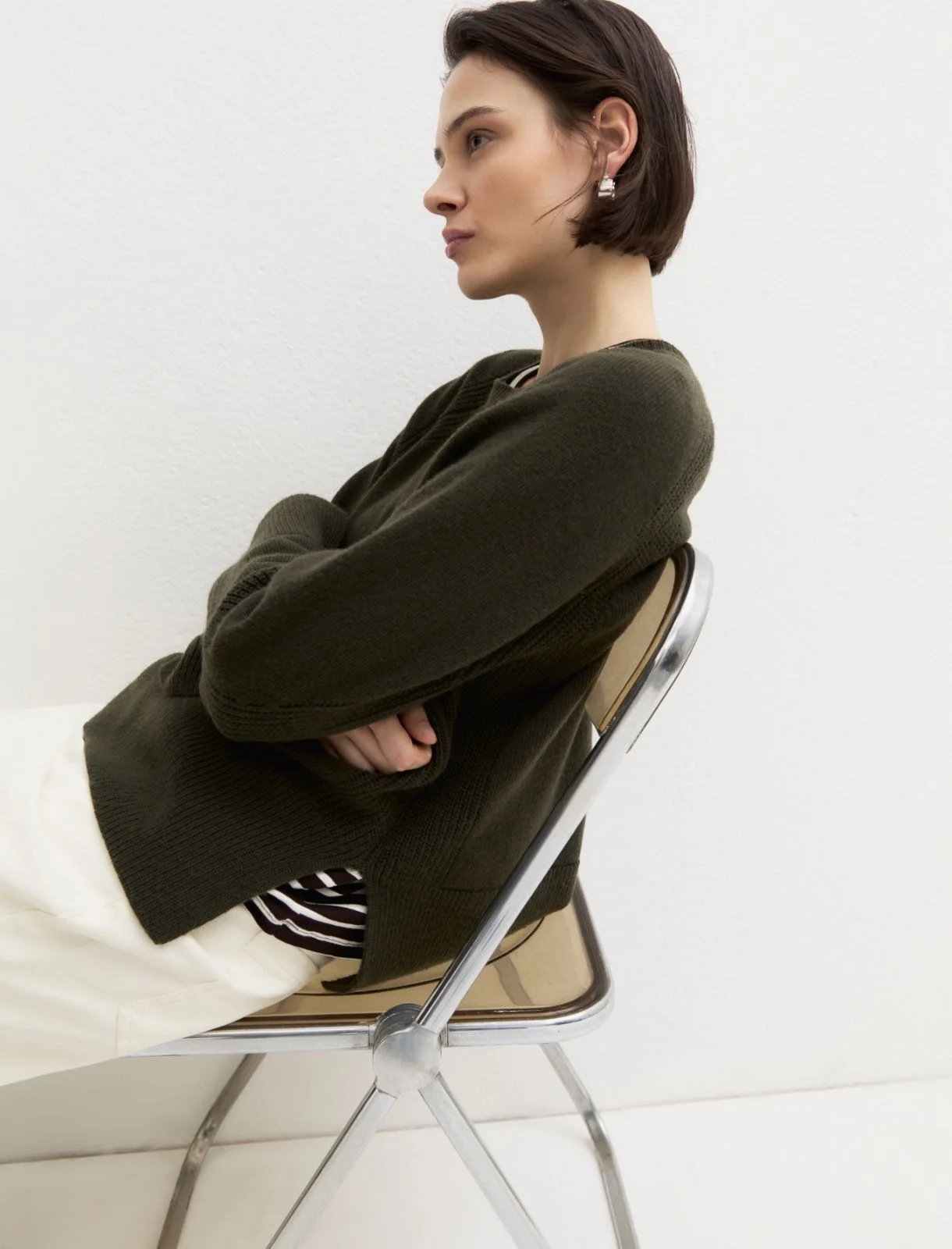 emme-khaki-jumper-arcadia4.webp