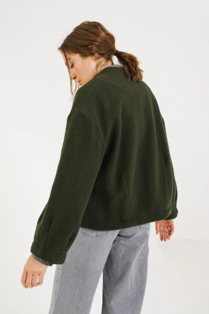 sirene-sacrecoeur-green-wool-jacket-jay-2.webp