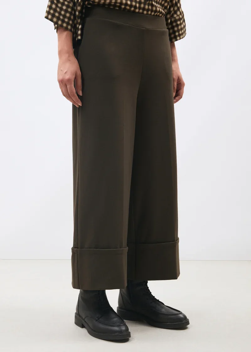 sirene-humility-khaki-cufff-trousers-sophio1.jpg.webp