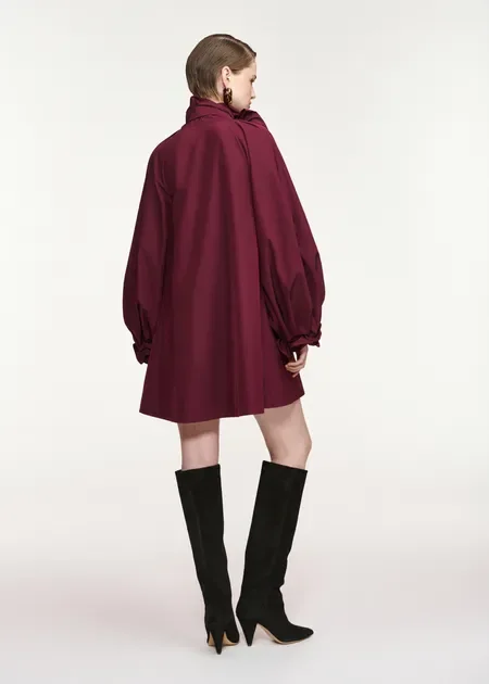 sirene-essentielantwerp-burgundy-dress-3.webp