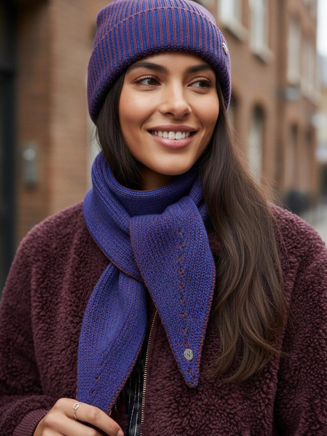 sirene-nooki-burgundy-scarf-madria2.jpg