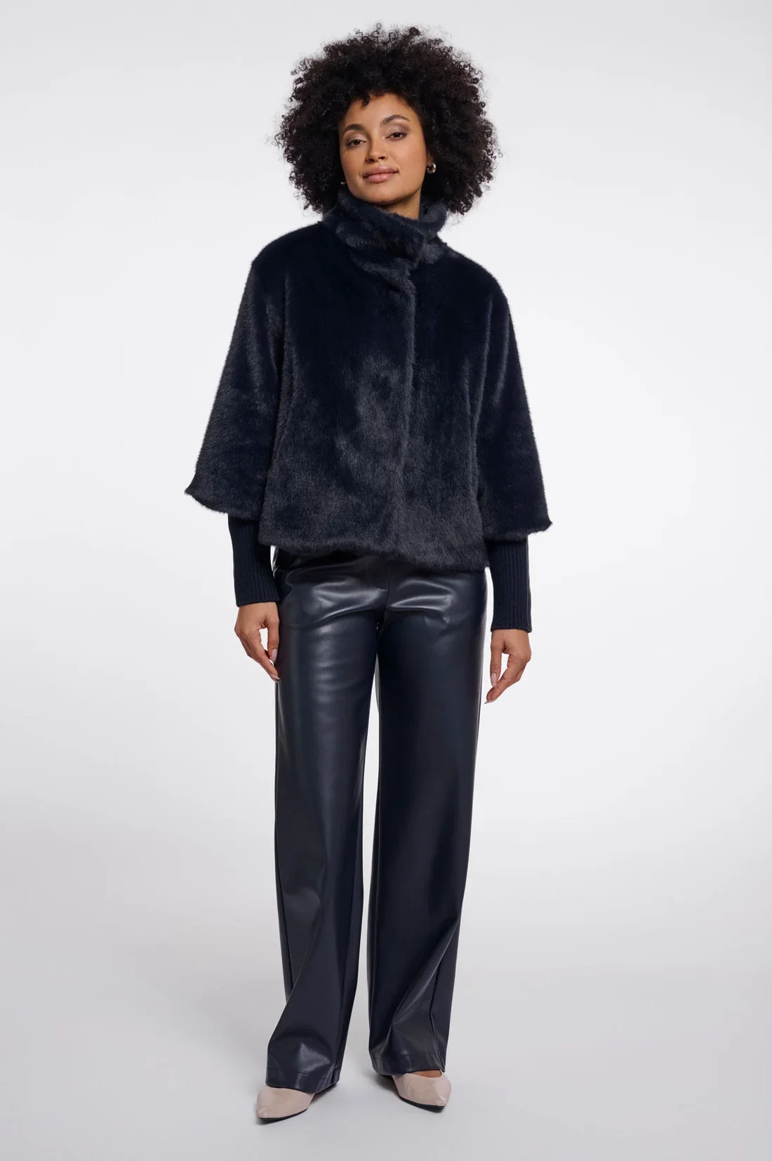 sirene-rino&pelle-navy-cuff-jacket-nesrin4.jpg.webp