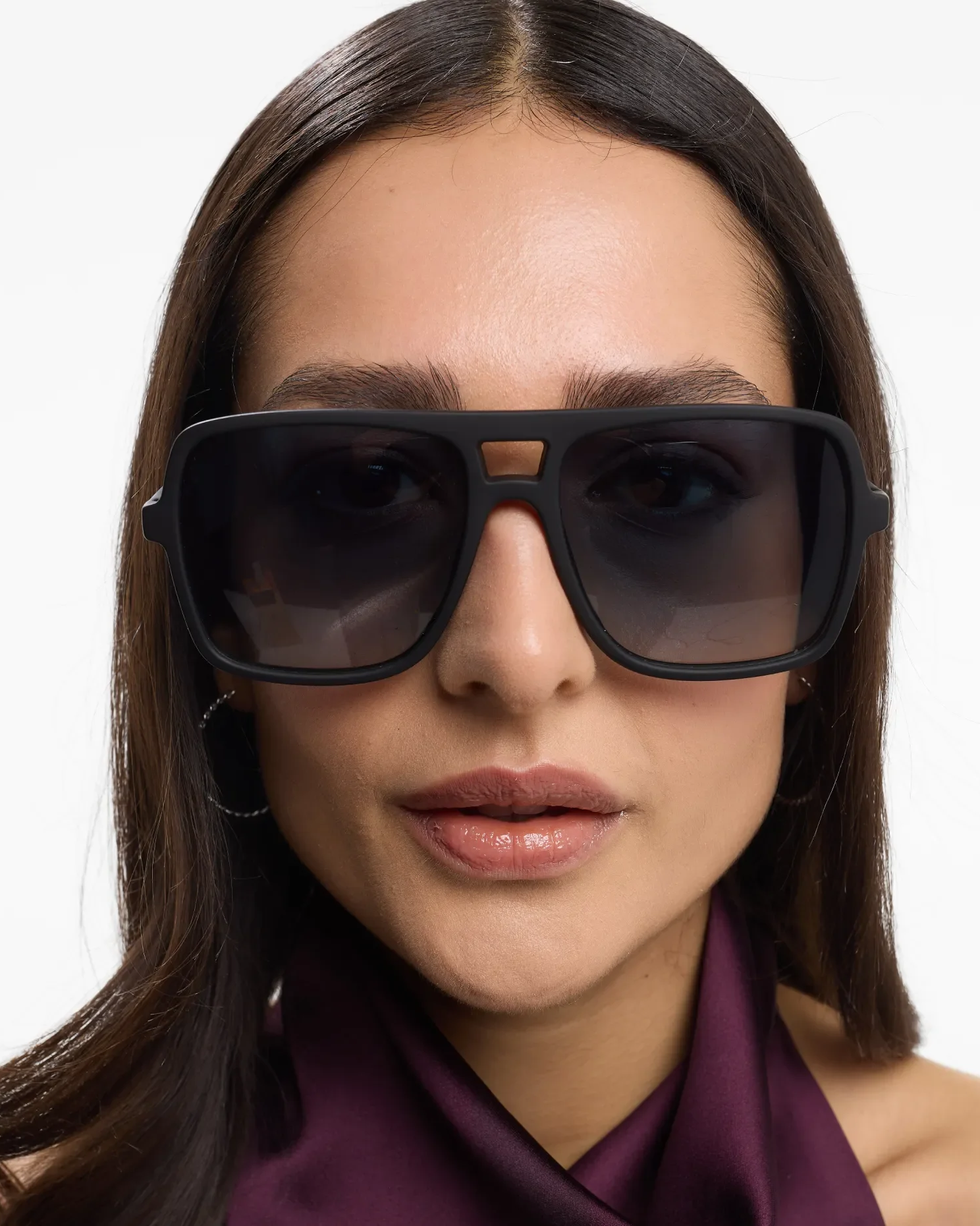 sirene-barner-black-sunglasses-jake3.png