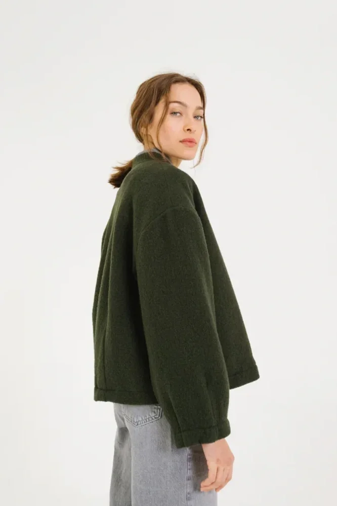 sirene-sacrecoeur-green-wool-jacket-jay-3.webp