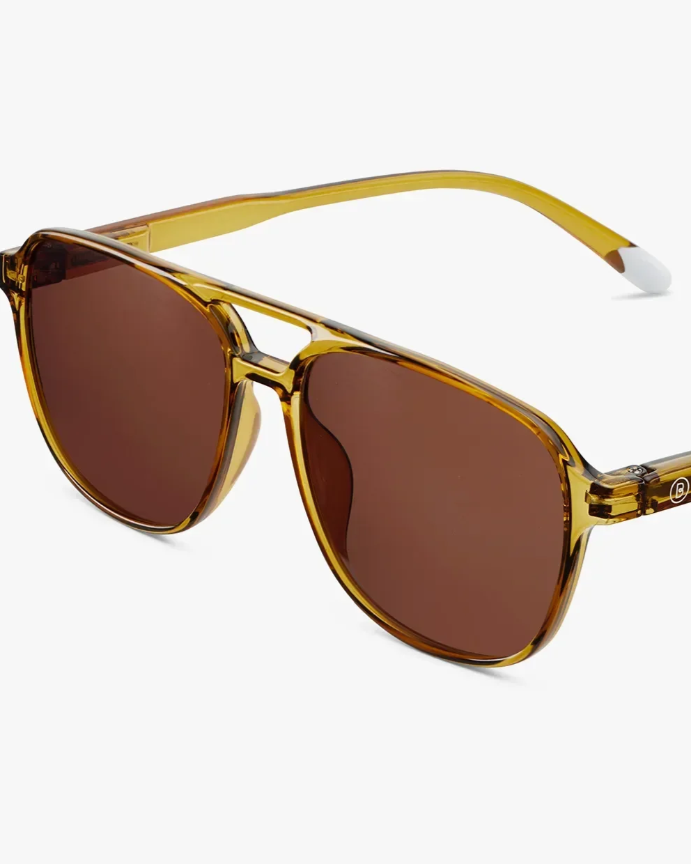sirene-barner-ecru-sunglasses-brad2.png