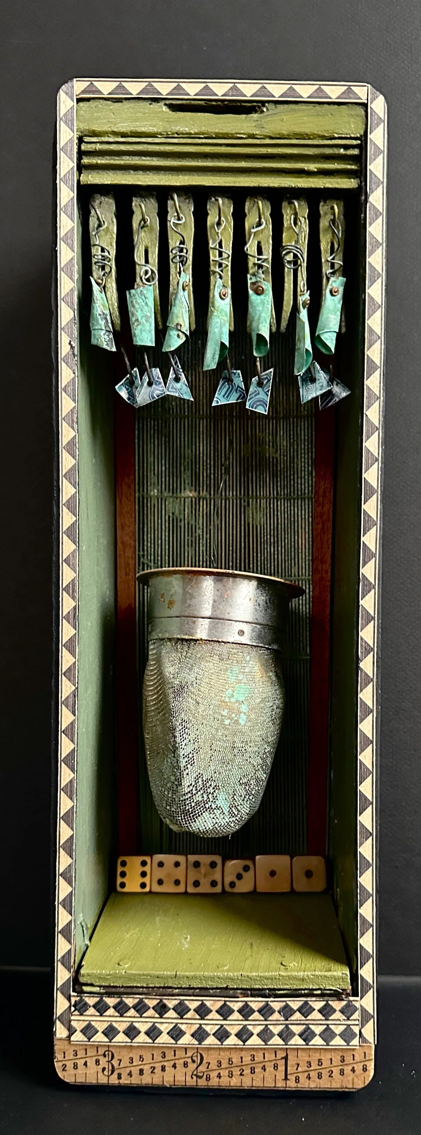 BOX GREEN VESSEL.jpeg