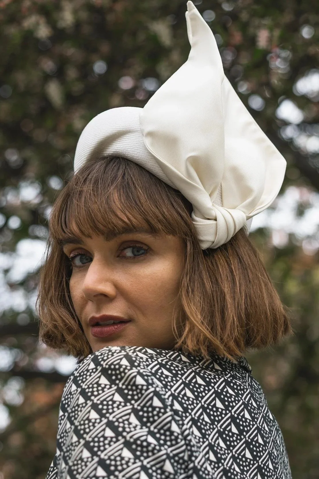 Sculptural+Wings+Pillbox+Hat+%282%29.jpg