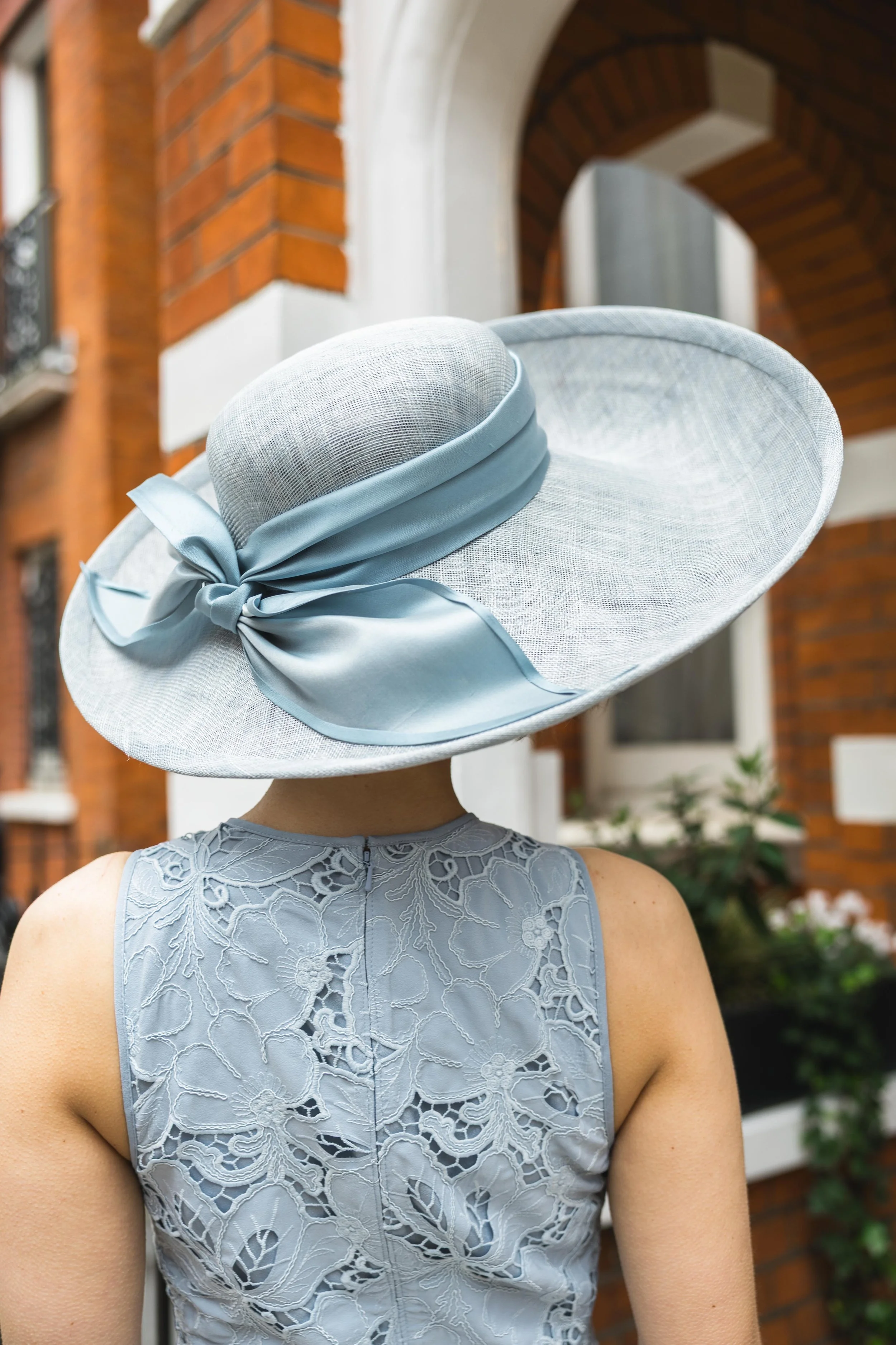 Dramatic Sweeping Brim Hat (3).jpg