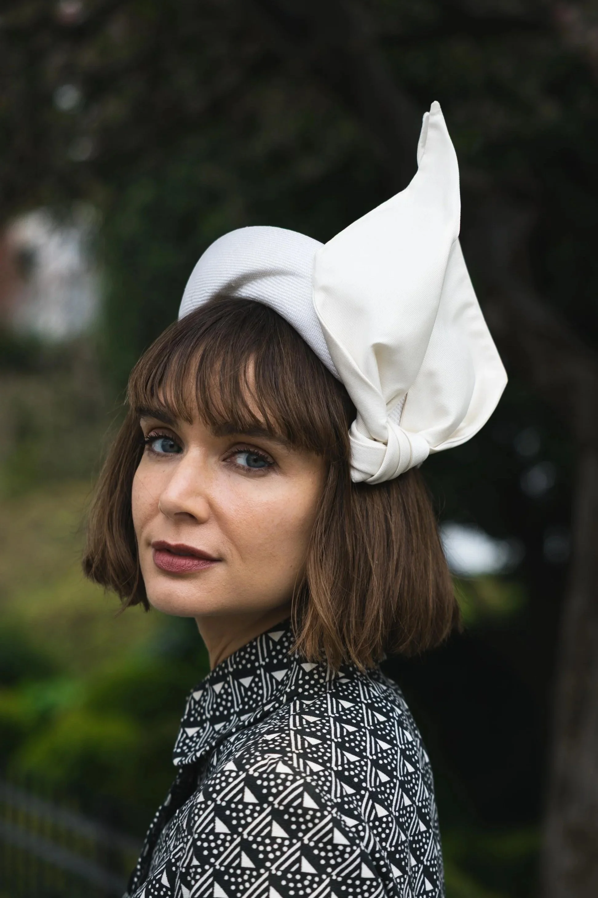 Sculptural+Wings+Pillbox+Hat+%283%29.jpg