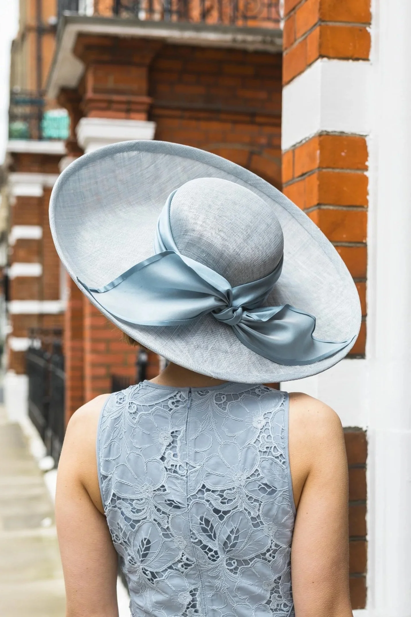 Dramatic+Sweeping+Brim+Hat+%282%29.jpg