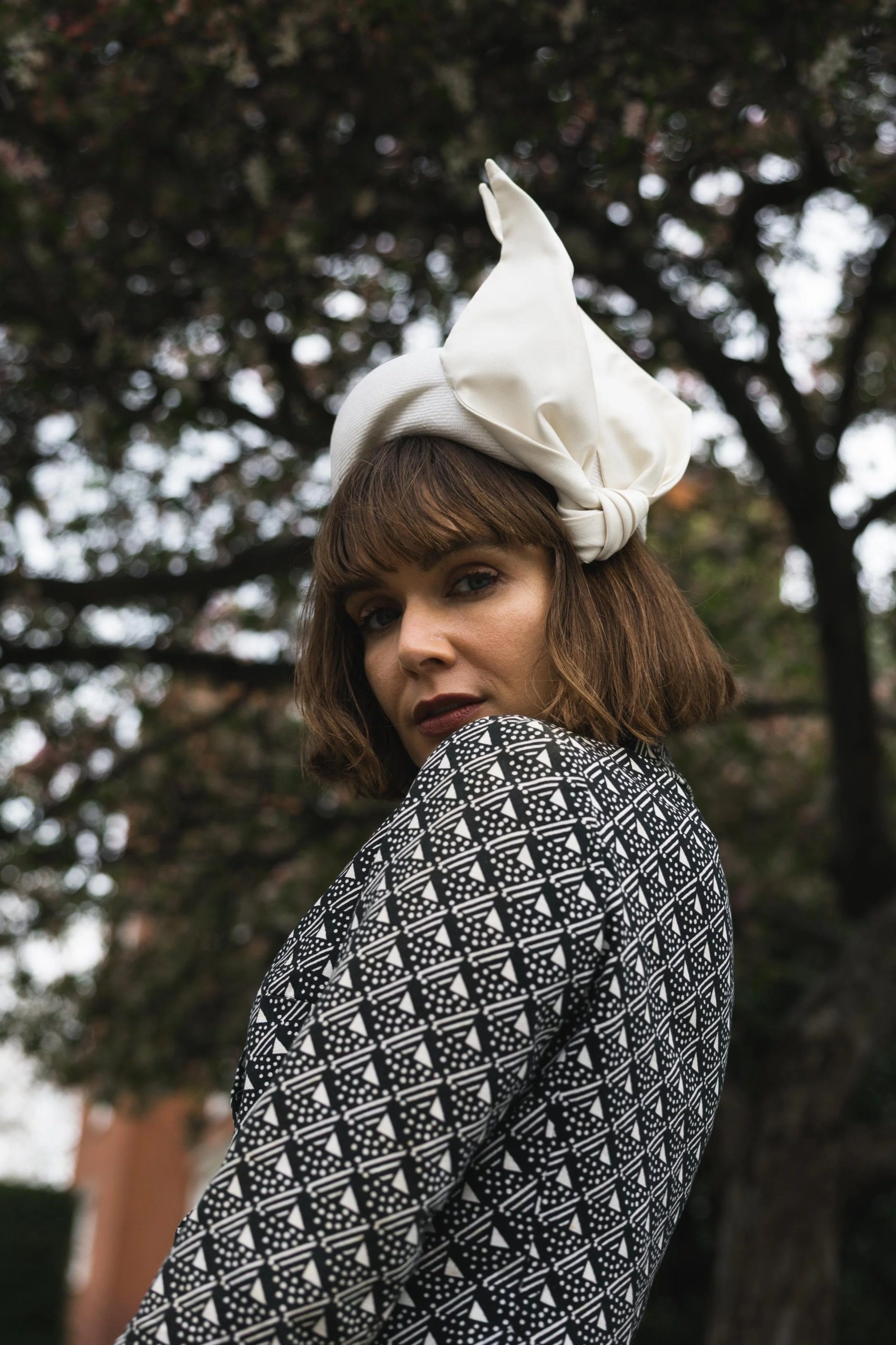 Sculptural+Wings+Pillbox+Hat+%284%29.jpg