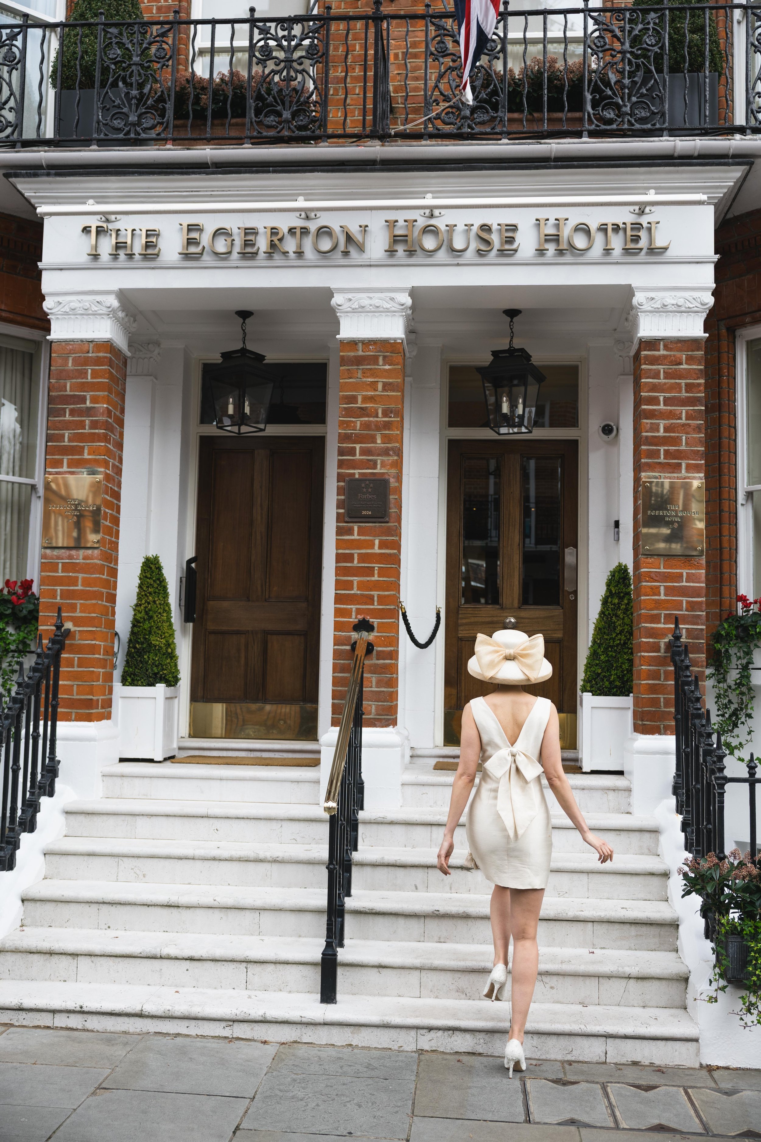 Classic Audrey Hat (10).jpg