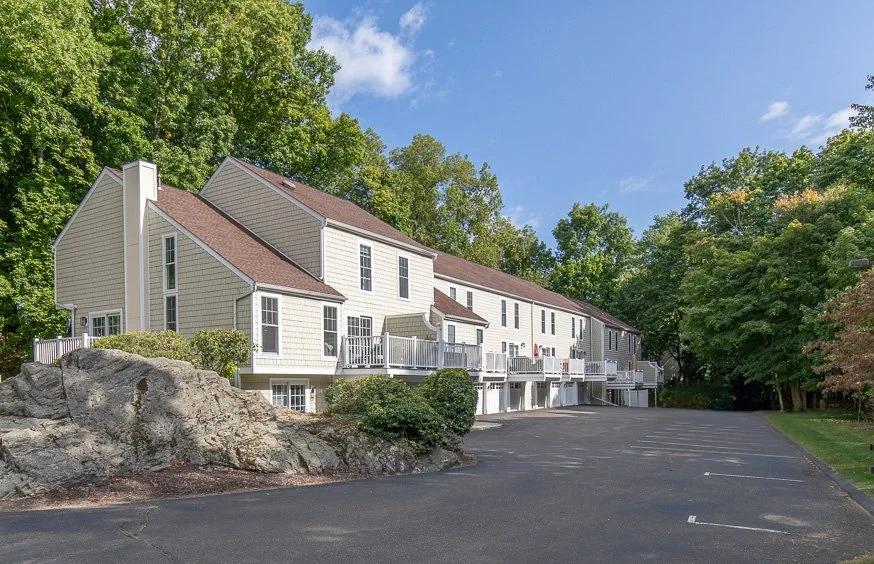 Greenwich Oaks_Previews-73crop.jpg