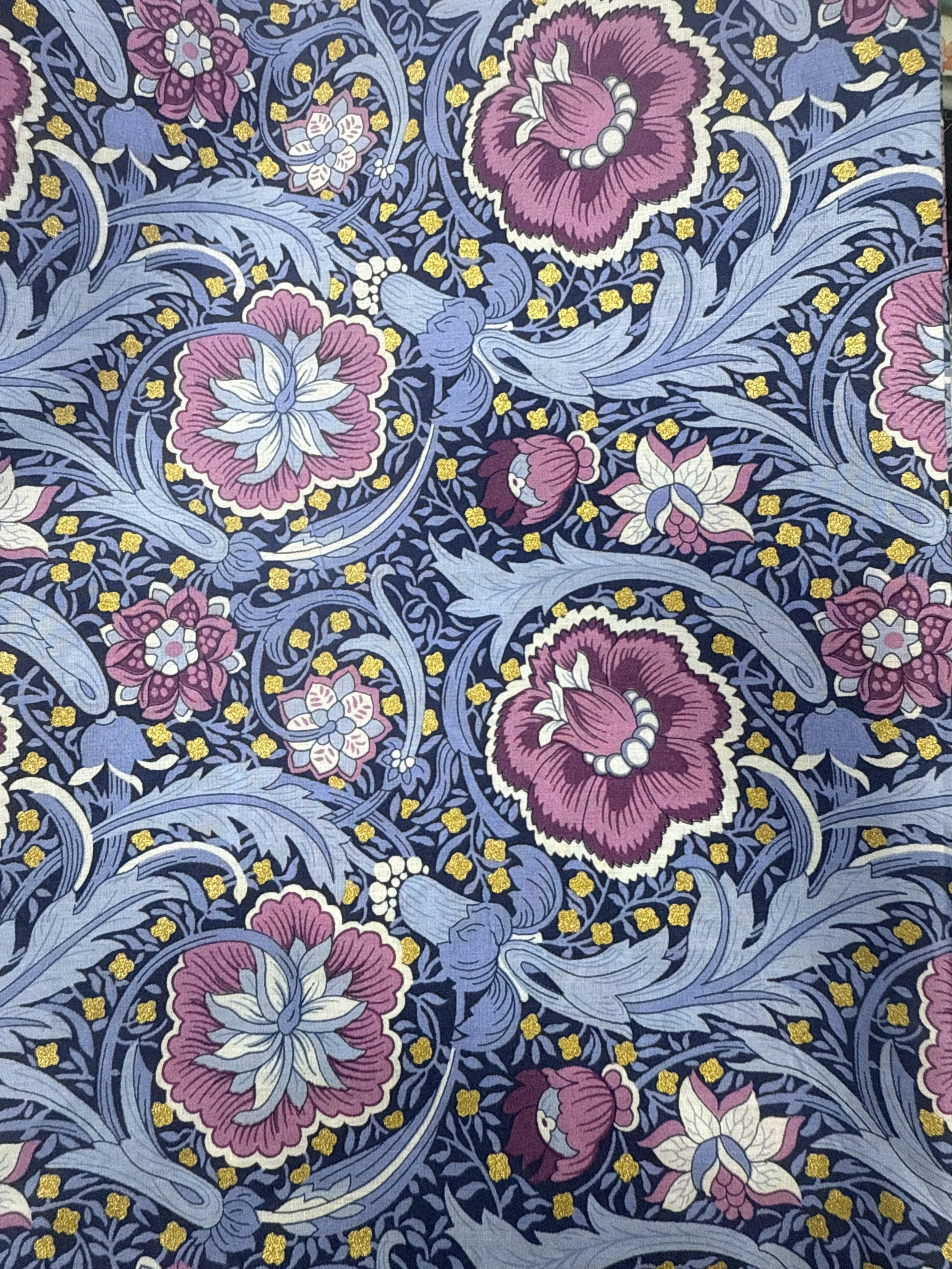REMNANT Liberty Festive Finesse Tana Lawn - 1.50M