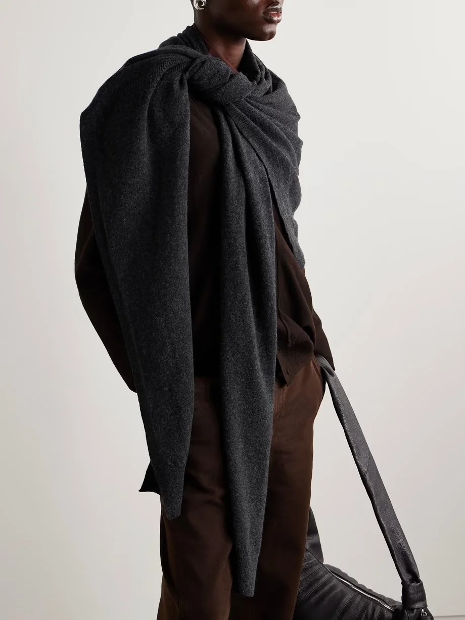 Wool scarf