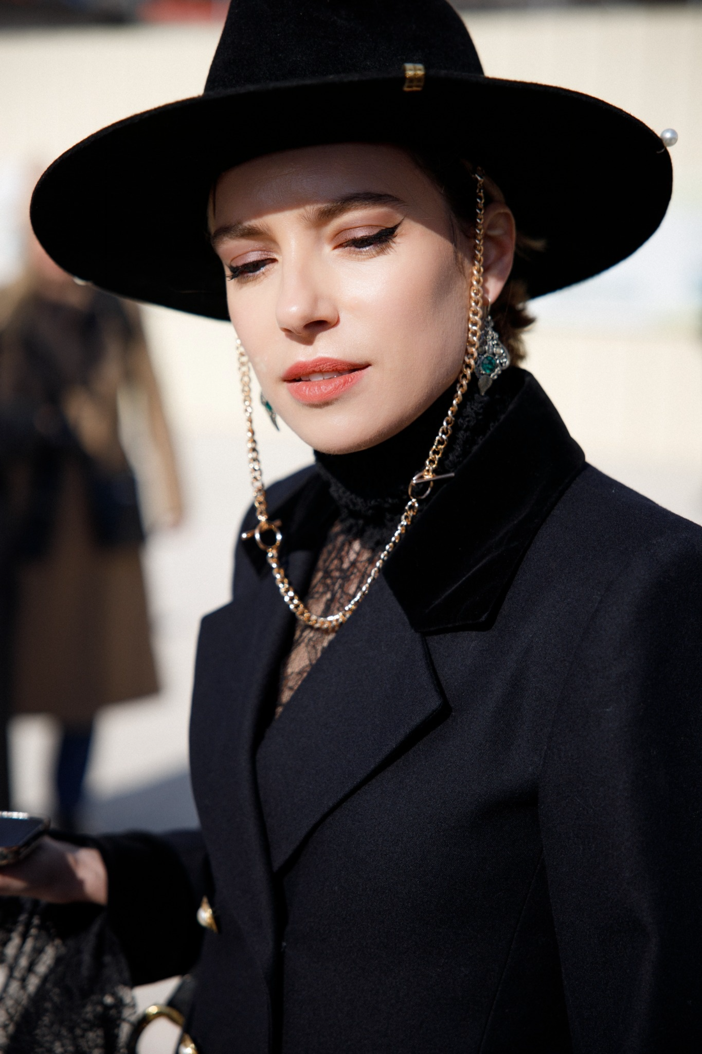 The “Your Eyes But Better” Makeup Trend