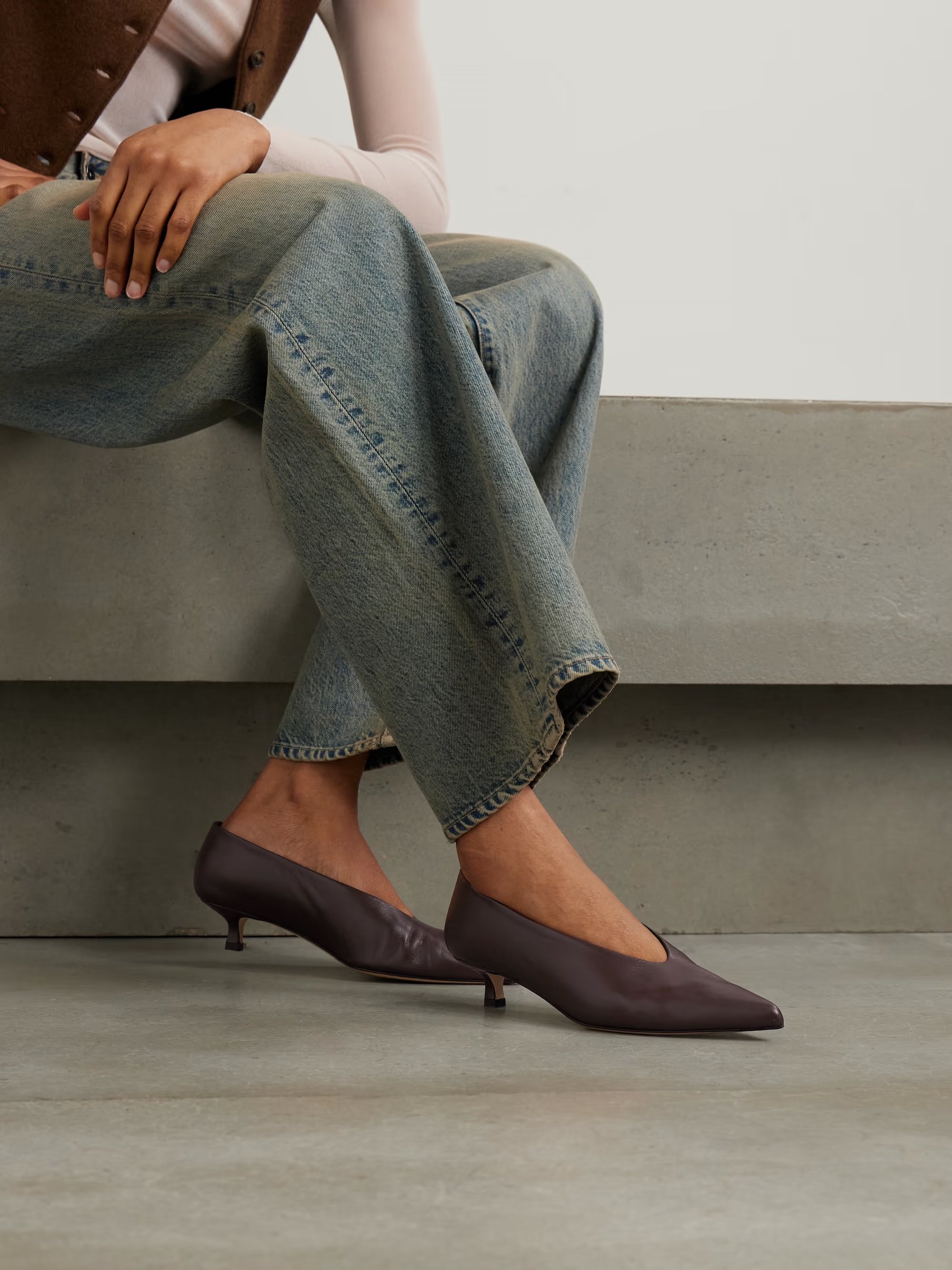 Aeyde - Clara Leather Pumps - Brown