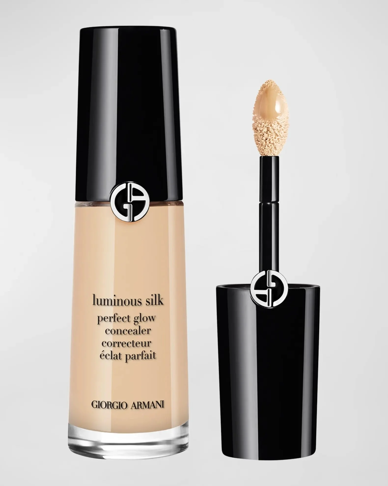 Giorgio Armani luminous silk perfect glow concealer bottle with applicator