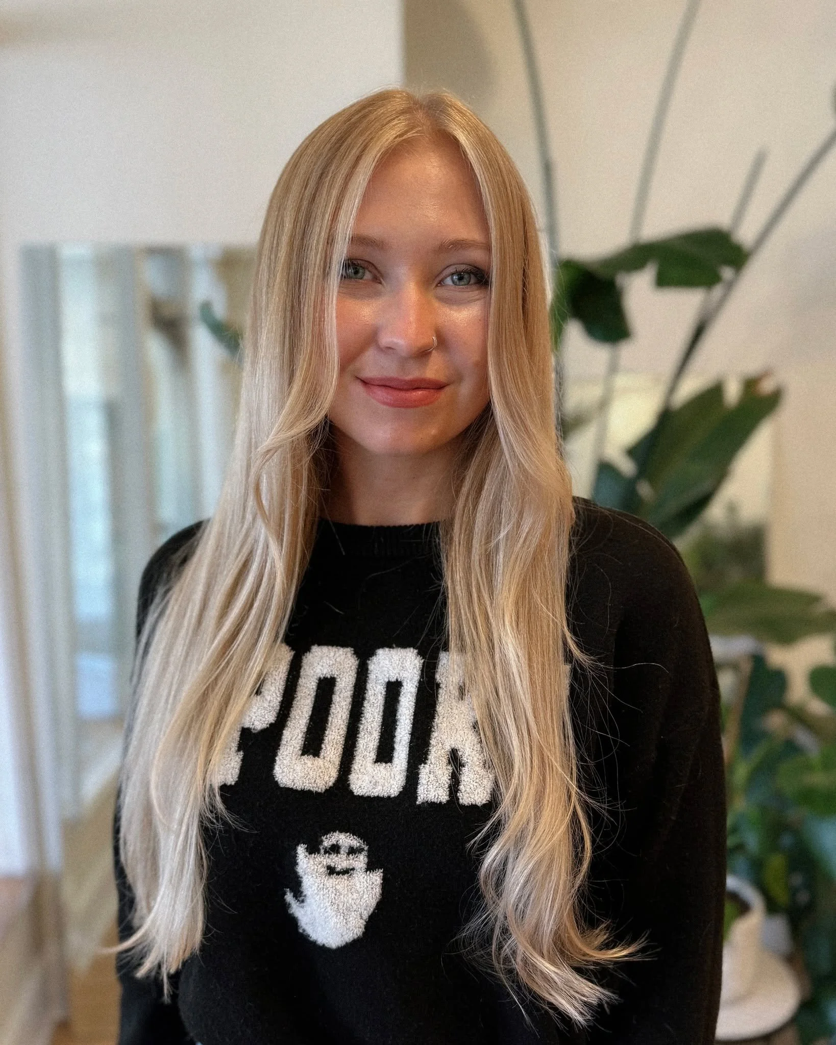 s(pook)y 👻 

tone refresh + cut 

for haylee by julia

hihoneysalon.com/book-julia