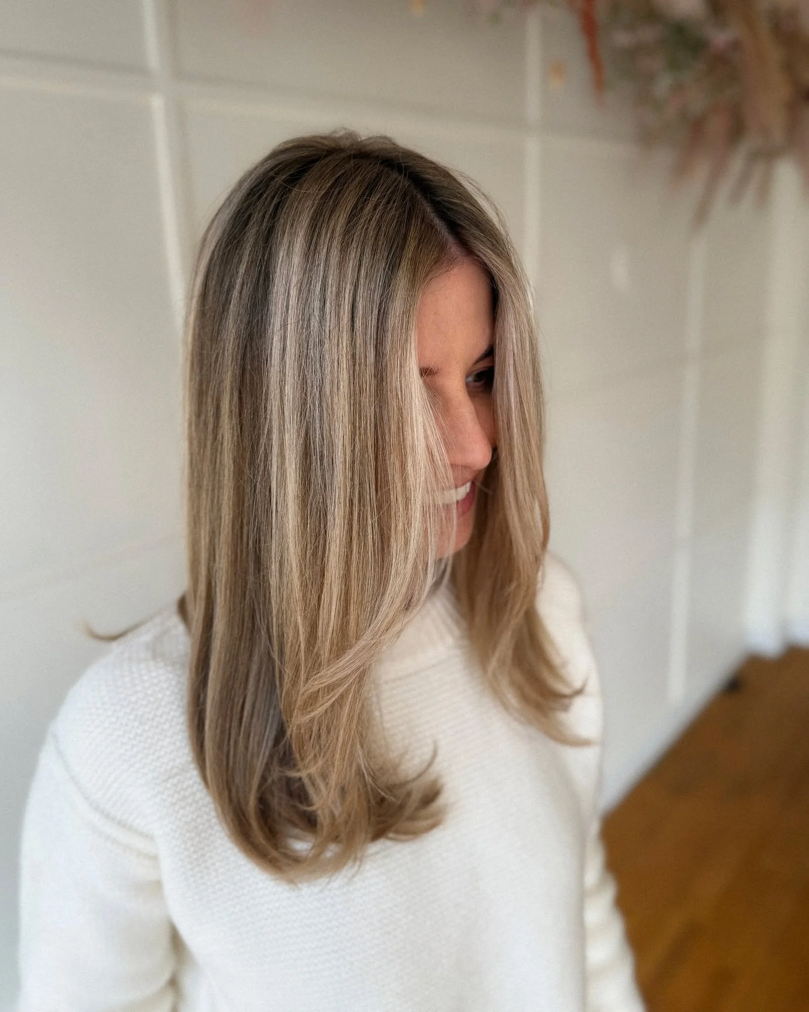full foil for jamie ✨

by julia 

#highlights #fullfoilhighlight #foil #davinessalon #davinescolor #blondehairinspo #hihoneysalon #bismarcknd