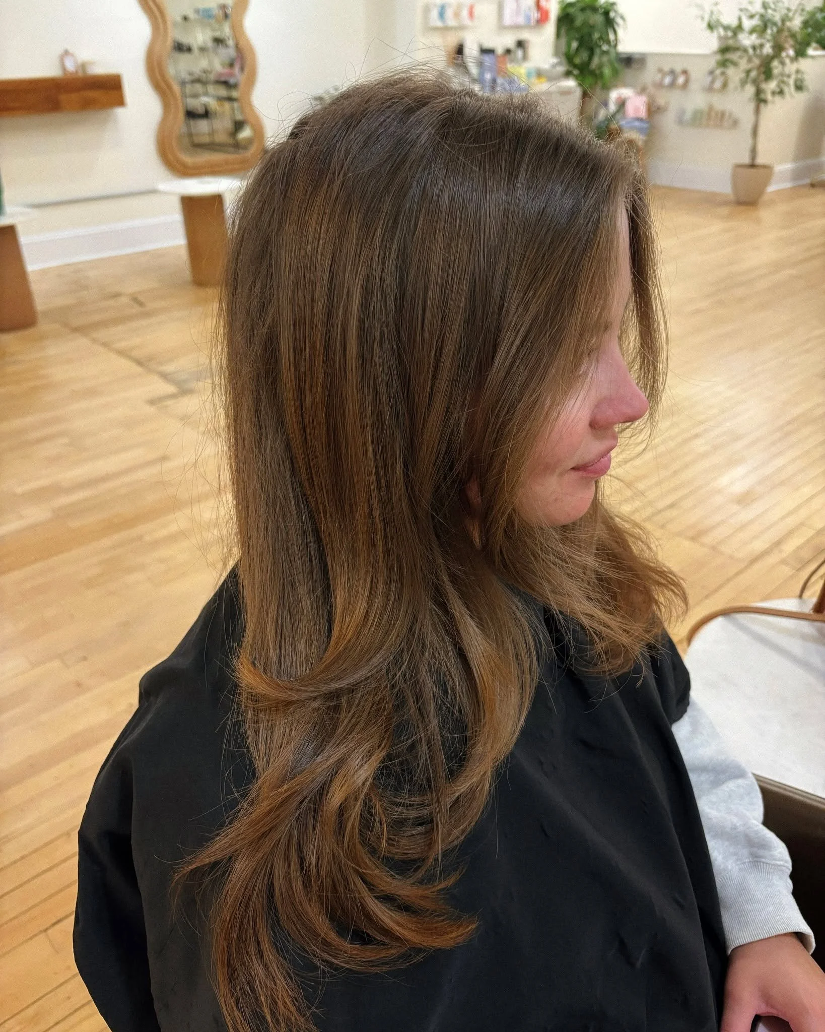 $20 blowouts every friday 👏

good hair &rarr; good weekend. 

stephanie&rsquo;s got you covered for the rest of the year 
book your friday spot asap 

#hihoneysalon #bismarcksalon #bismarckstylist #davinesofficial #davinesnorthamerica #blowoutspecia