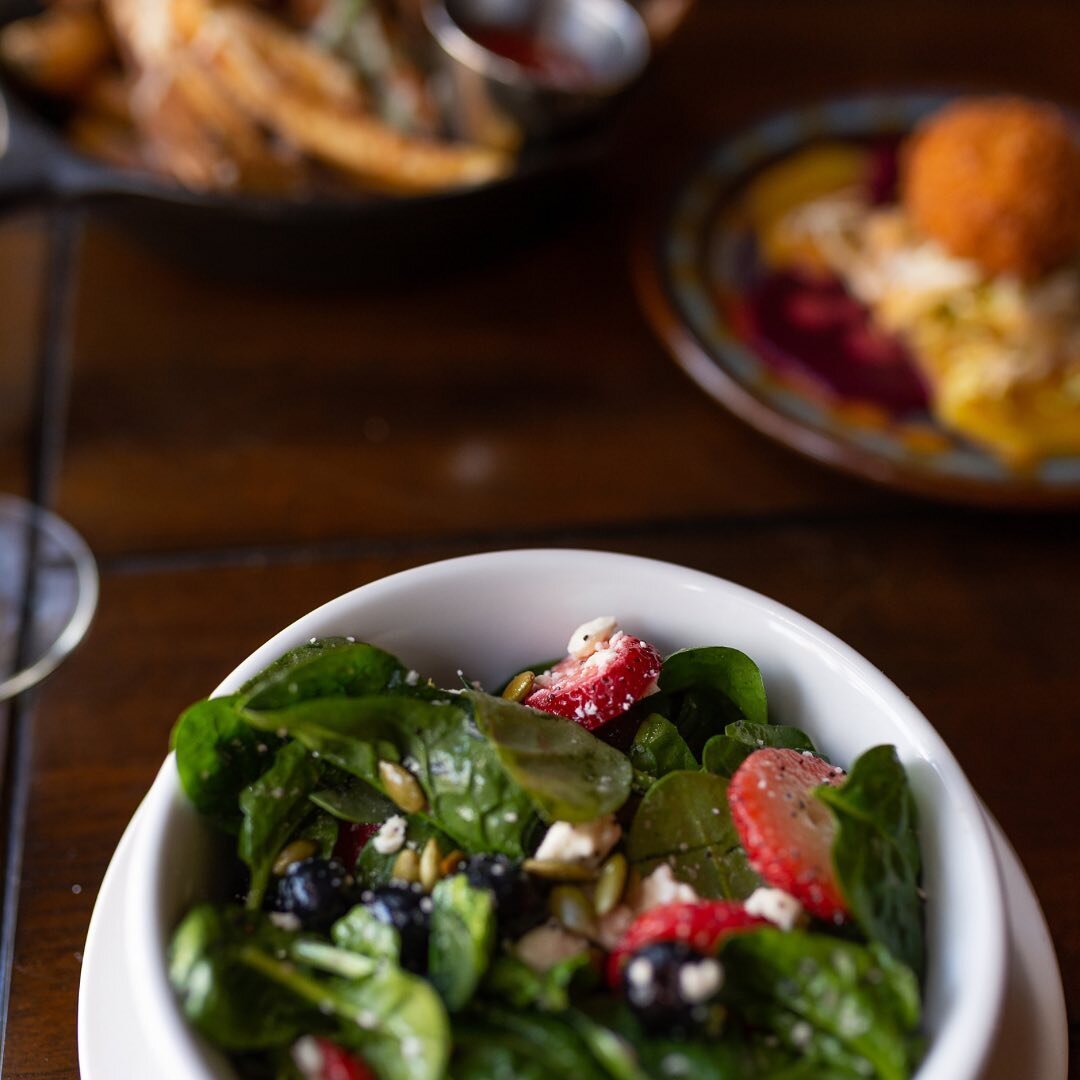 Honeysuckle — Churchill's