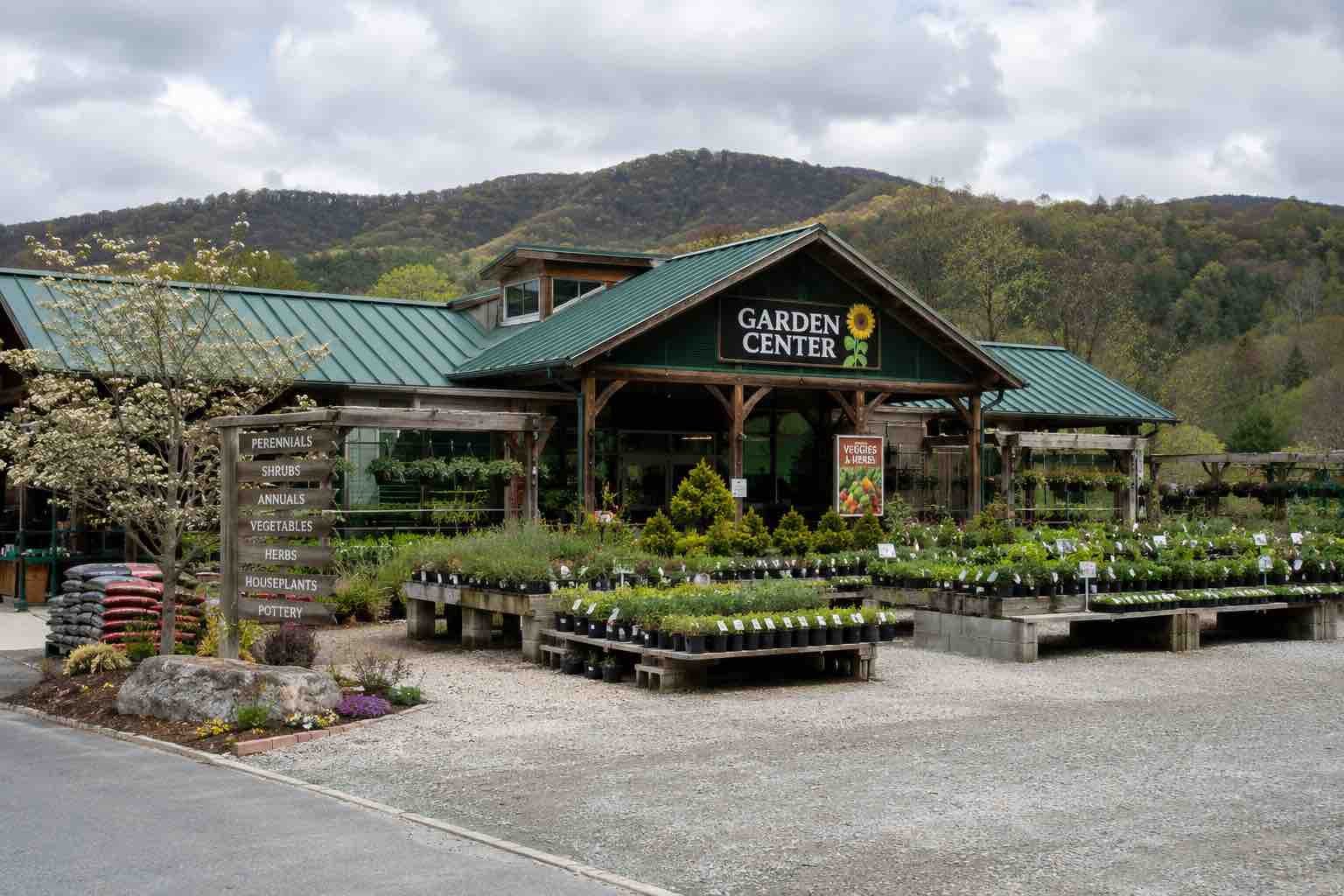 Garden Center Boone NC: Spring Inventory at All Seasons Supply