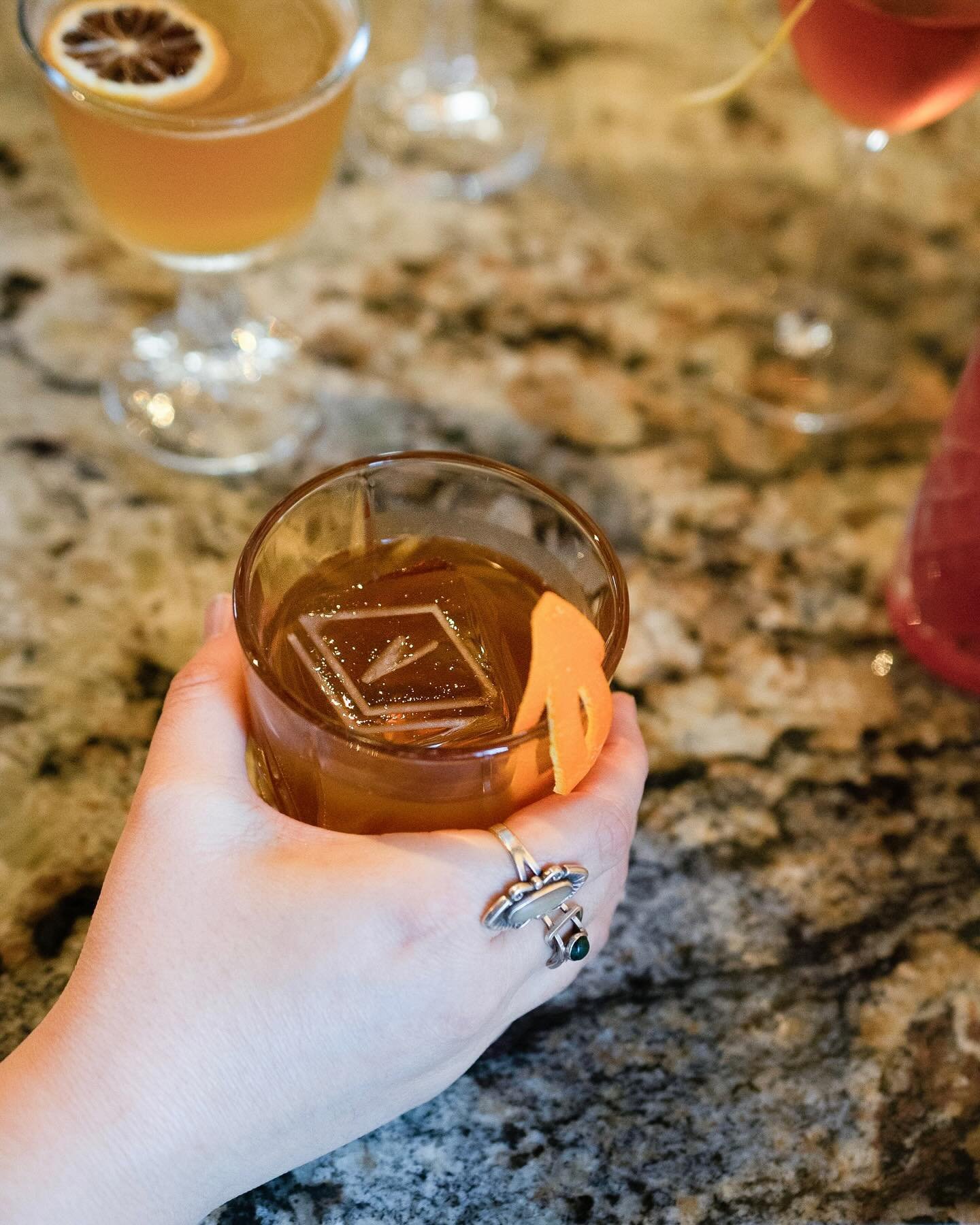 Your weekends are best served neat (or with a citrus garnish). 🍊🥃 Come see us after Sunset Sips on Fridays, or TGFM on Saturdays - we&rsquo;re here all weekend!