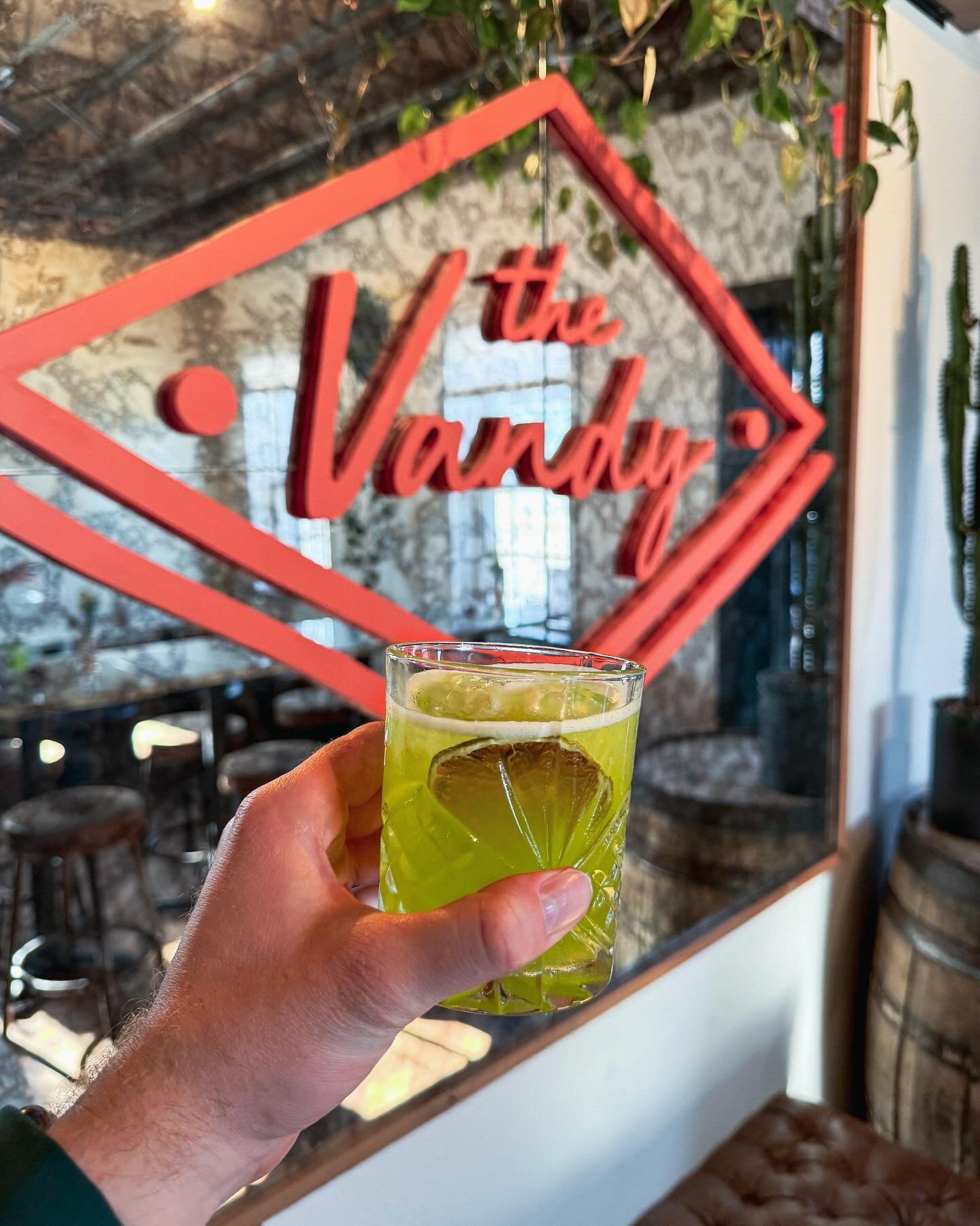 Did you know anyone in the hospitality industry gets to enjoy discounted bevys everyday? 🍹💸Just tell our bartender you&rsquo;re there for the hospitality menu + we&rsquo;ll hook you up as a token of our appreciation for all you do.

Hospitality pee