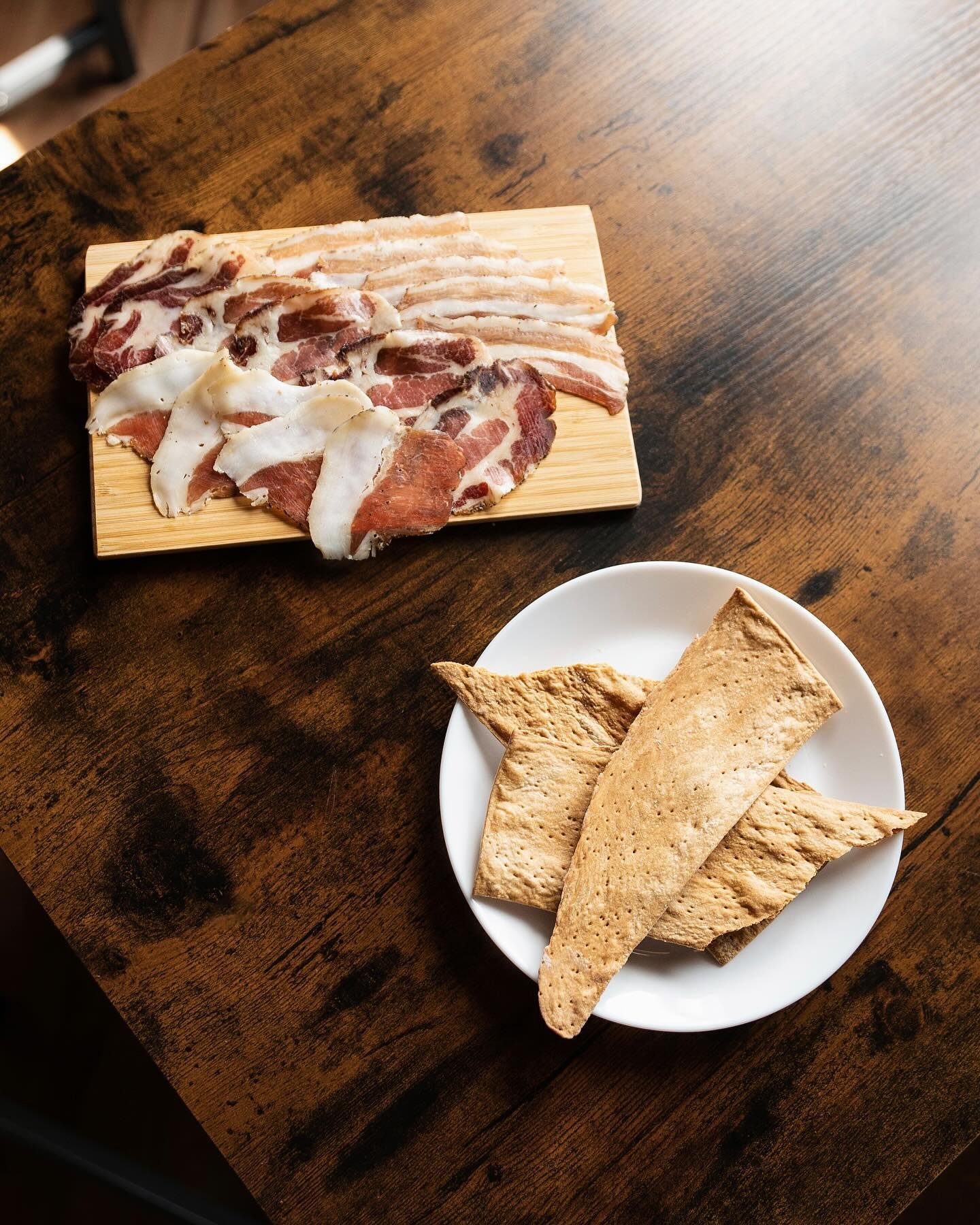 Adulthood: where lunchables are now called charcuterie 🍴

Come enjoy our @farmspiritstl Charcuterie, which features a rotating selection of expertly cured meats, rich p&acirc;t&eacute;s (may contain tree nuts), and perfectly crisp crackers. 

We&rsq