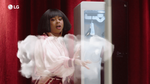 LG Laundry Love Lab with Phoebe Robinson