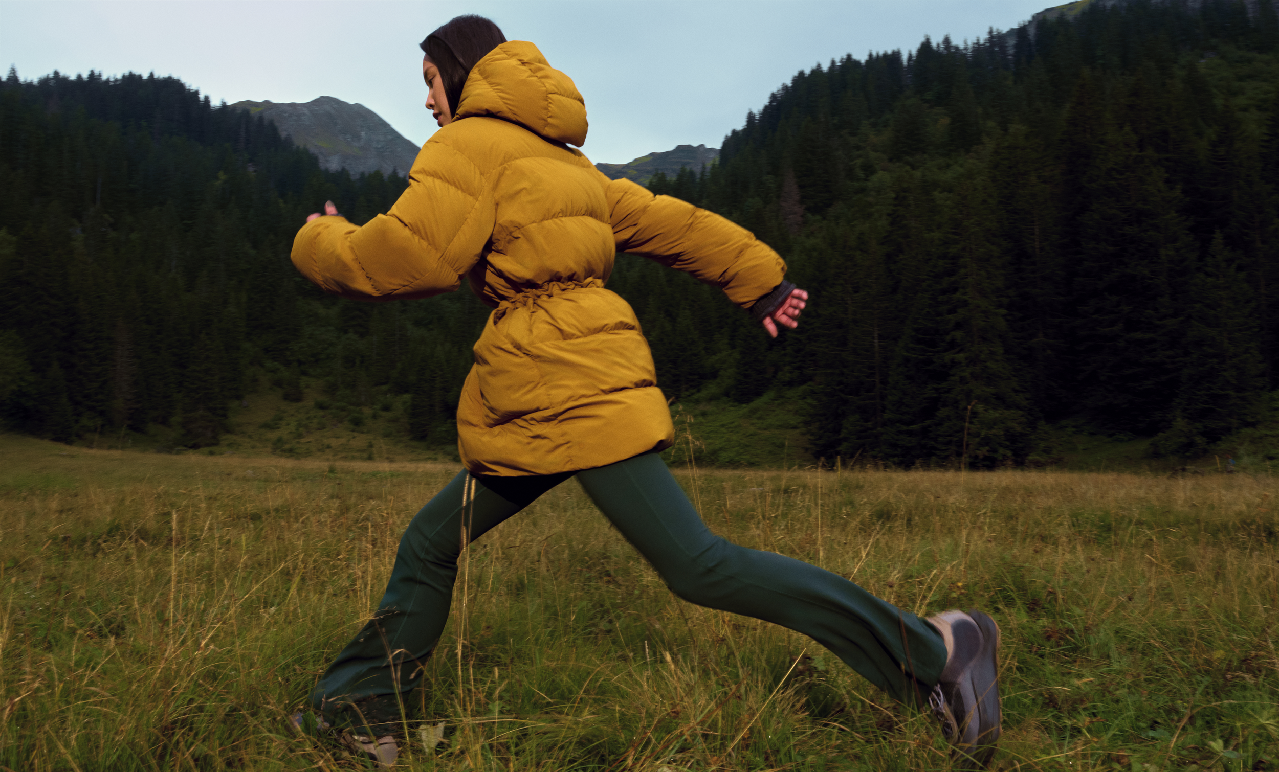 250826_LULULEMOMxOUTWEAR_TJ_15_5816 1.png