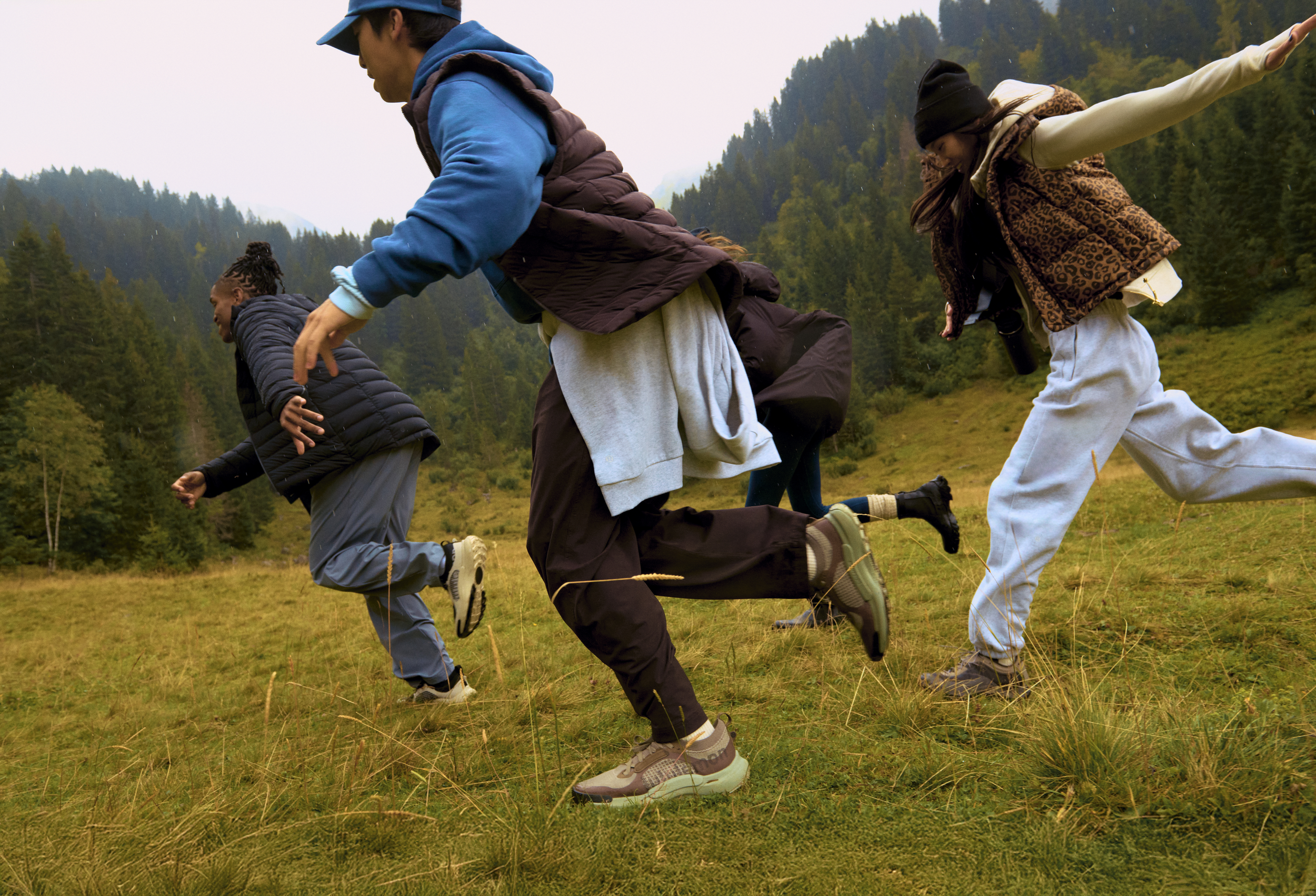 250826_LULULEMOMxOUTWEAR_TJ_13_5125 1.png