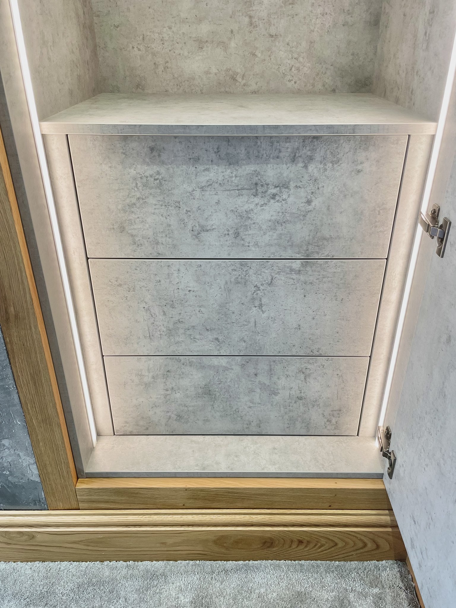 led-wardrobe-lights.jpg