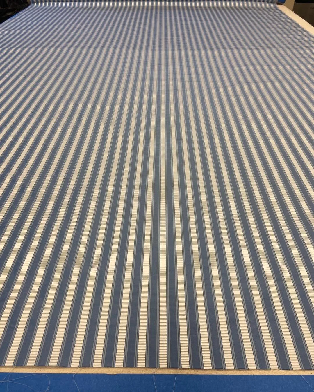 This week I got to work with these beautiful silks.  I got to learn more about needles. 80/12 was the winner for a beautiful finish.

#cozygiraffe #customsewing #customworkroom