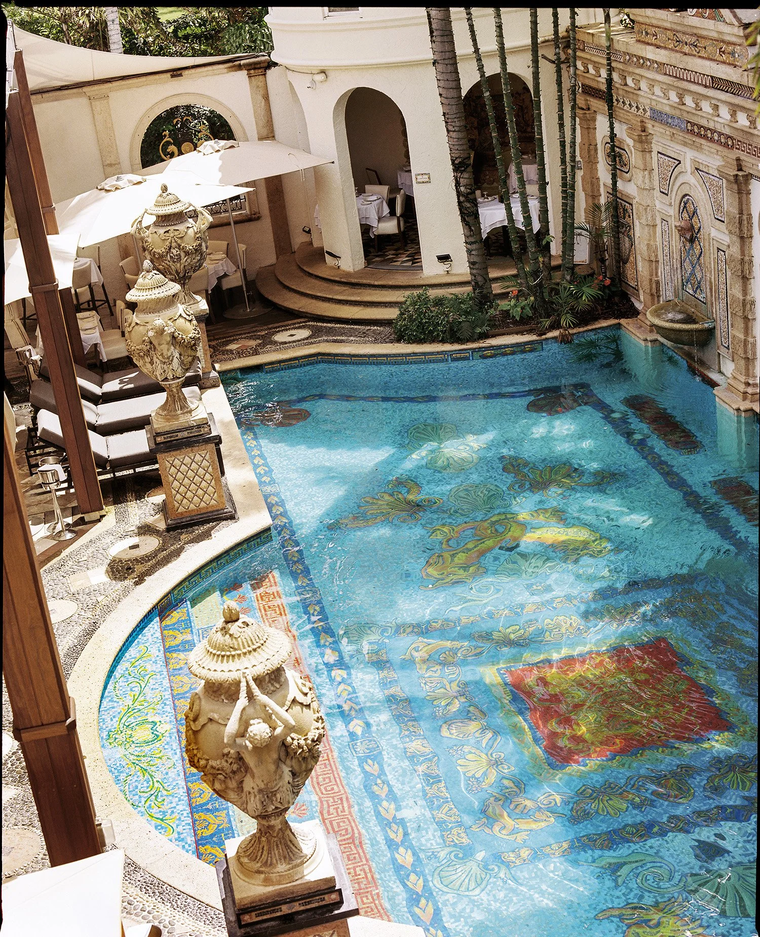 villa_casa_casuarina_pool_gracol_v1_QC_R600.jpg