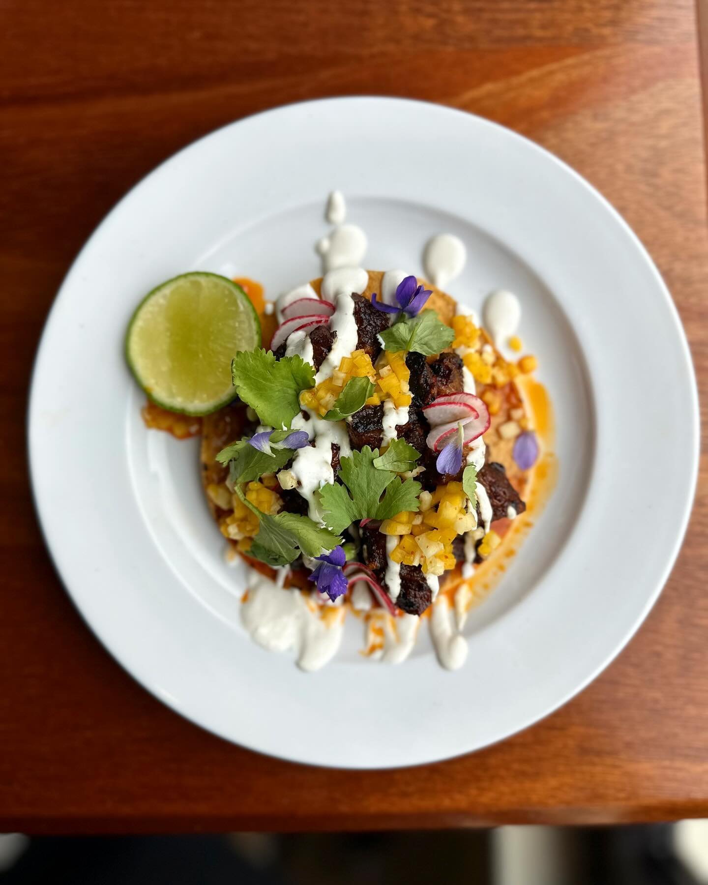 Did you know we make some pretty bangin&rsquo; specials? Like this one from last week:

𝗔𝗟 𝗣𝗔𝗦𝗧𝗢𝗥 𝗧𝗢𝗦𝗧𝗔𝗗𝗔 w/ @sevenseedsorganic pork jowel, @tortilleriazepeda tortilla , radish, pineapple &amp; mango relish, and crema.

Did you catch t