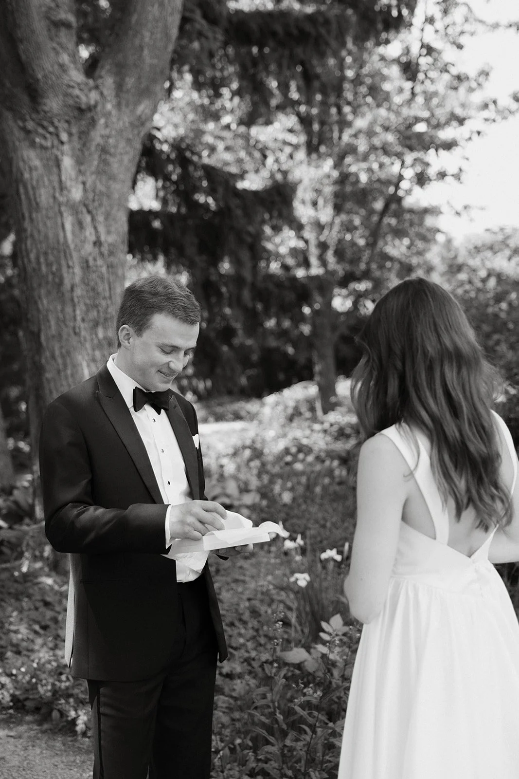 paine-art-center-wedding-first-look-13.jpg
