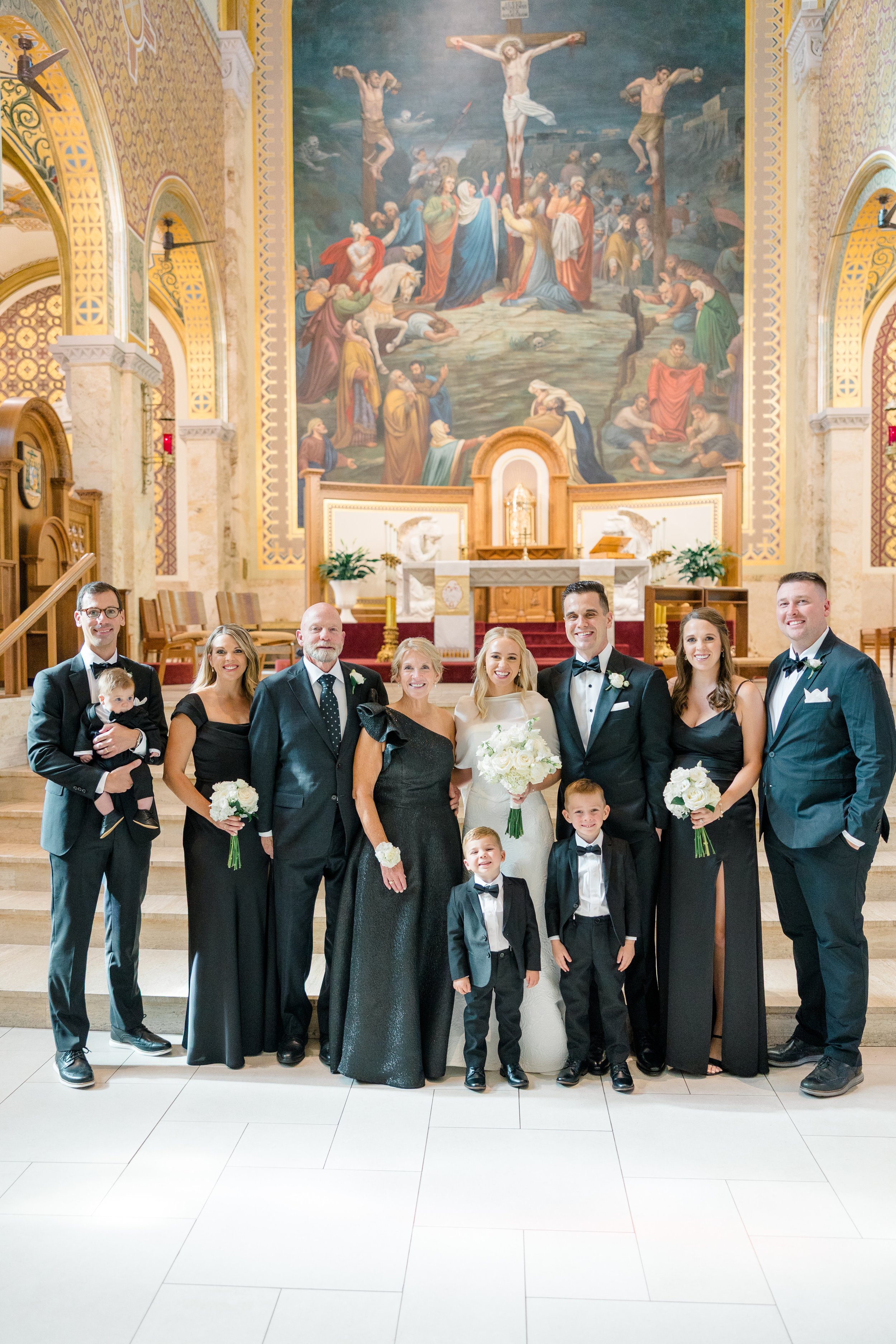 St-Francis-Xavier-Cathedral-Green-Bay-wedding-7 (2).jpg