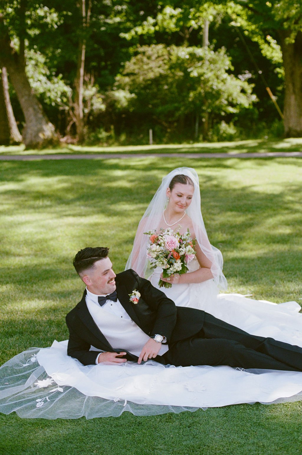 oneida-country-club-wedding-596.jpg