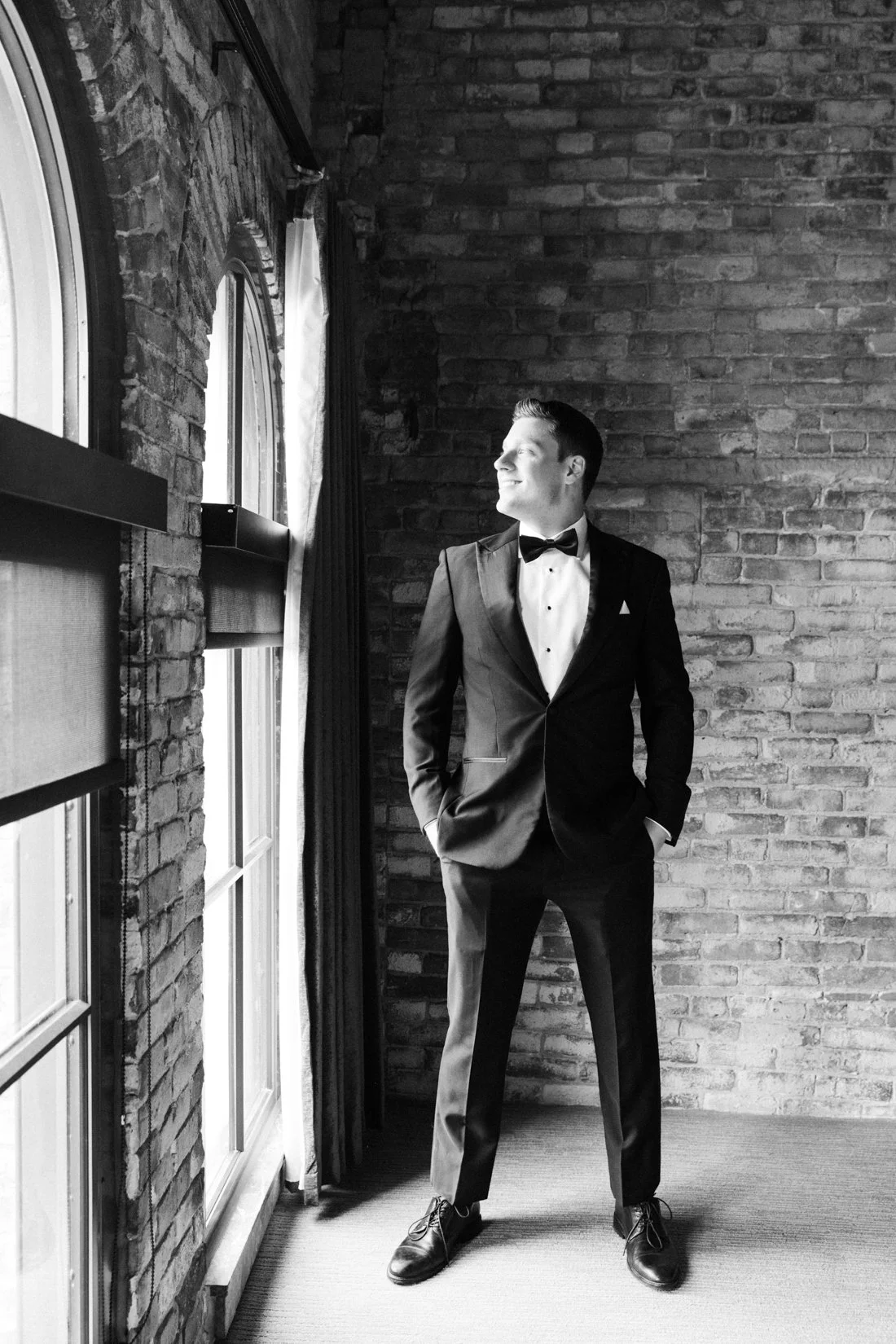 best-place-pabst-wedding-groom.JPG