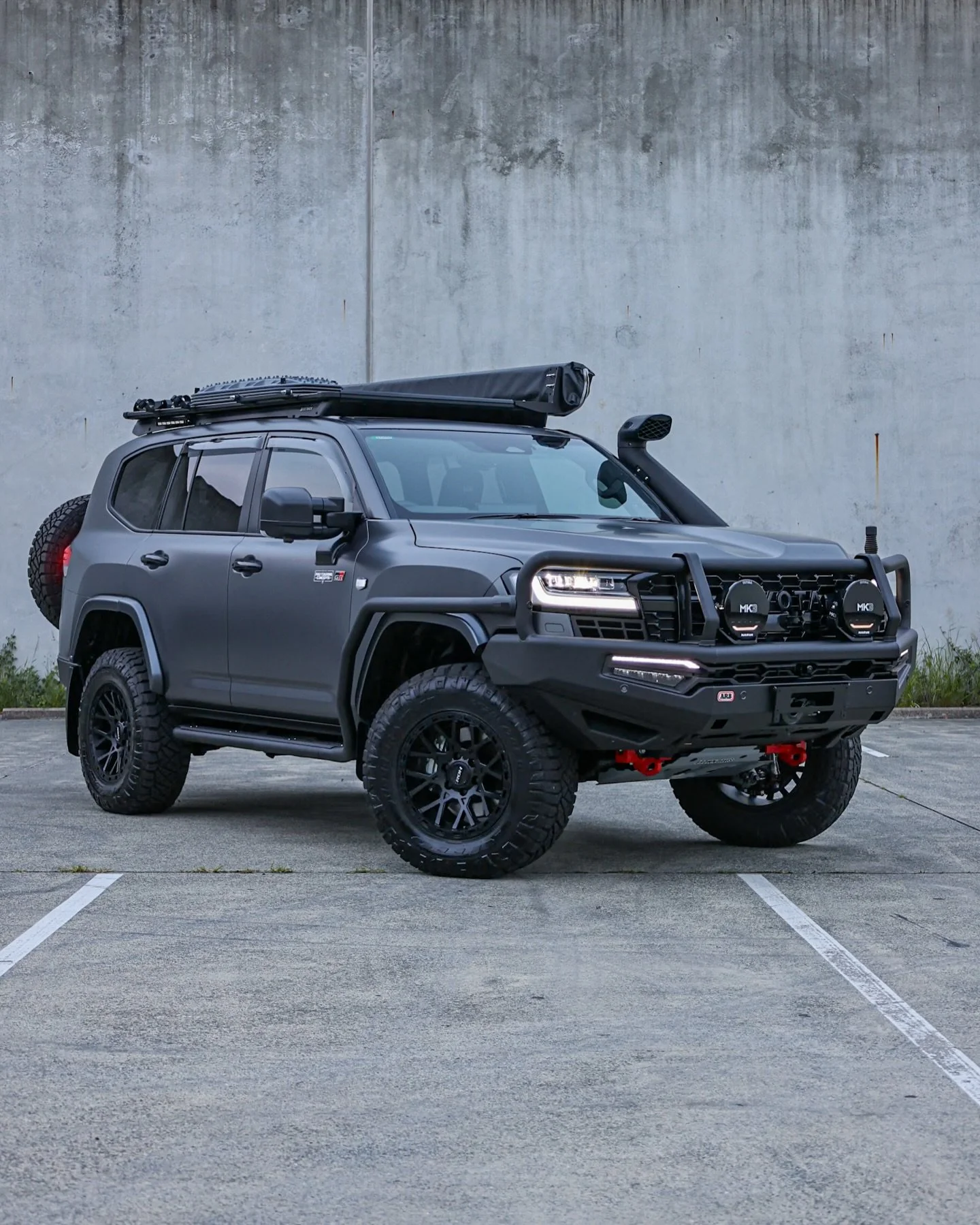 Takes the crown for &lsquo;26 so far! 
GRS with the catalogue 🔥 
We&rsquo;ll snap in interior shots soon - what a hybrid build touring and daily commute weapon! Looks good guys congrats again! 🥂 
- 2&rdquo; on 33.5&rsquo;s gents 👌
For those lookin