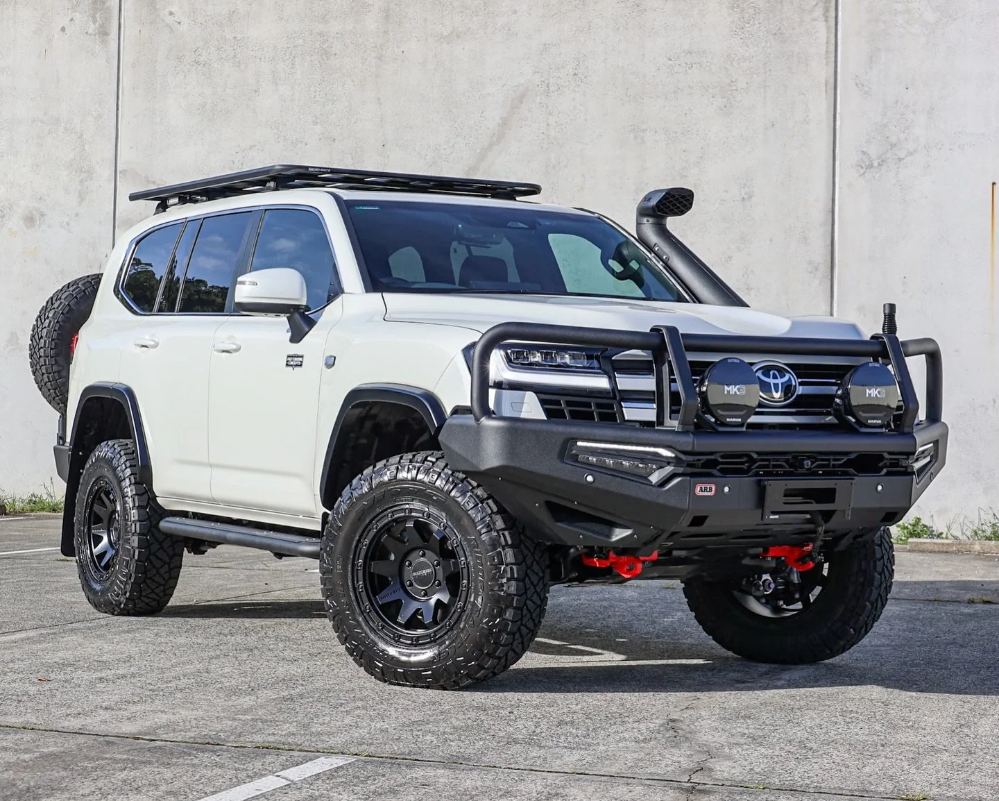 How&rsquo;s this thing!? 😍 so well appointed and colour combo is our fav! Legit drove soo smooth didn&rsquo;t want to get out of it! 
What a build! Congrats Nick! 
Reach out if you&rsquo;d like to know about this beast! 

#landcruiser #toyota #lc300