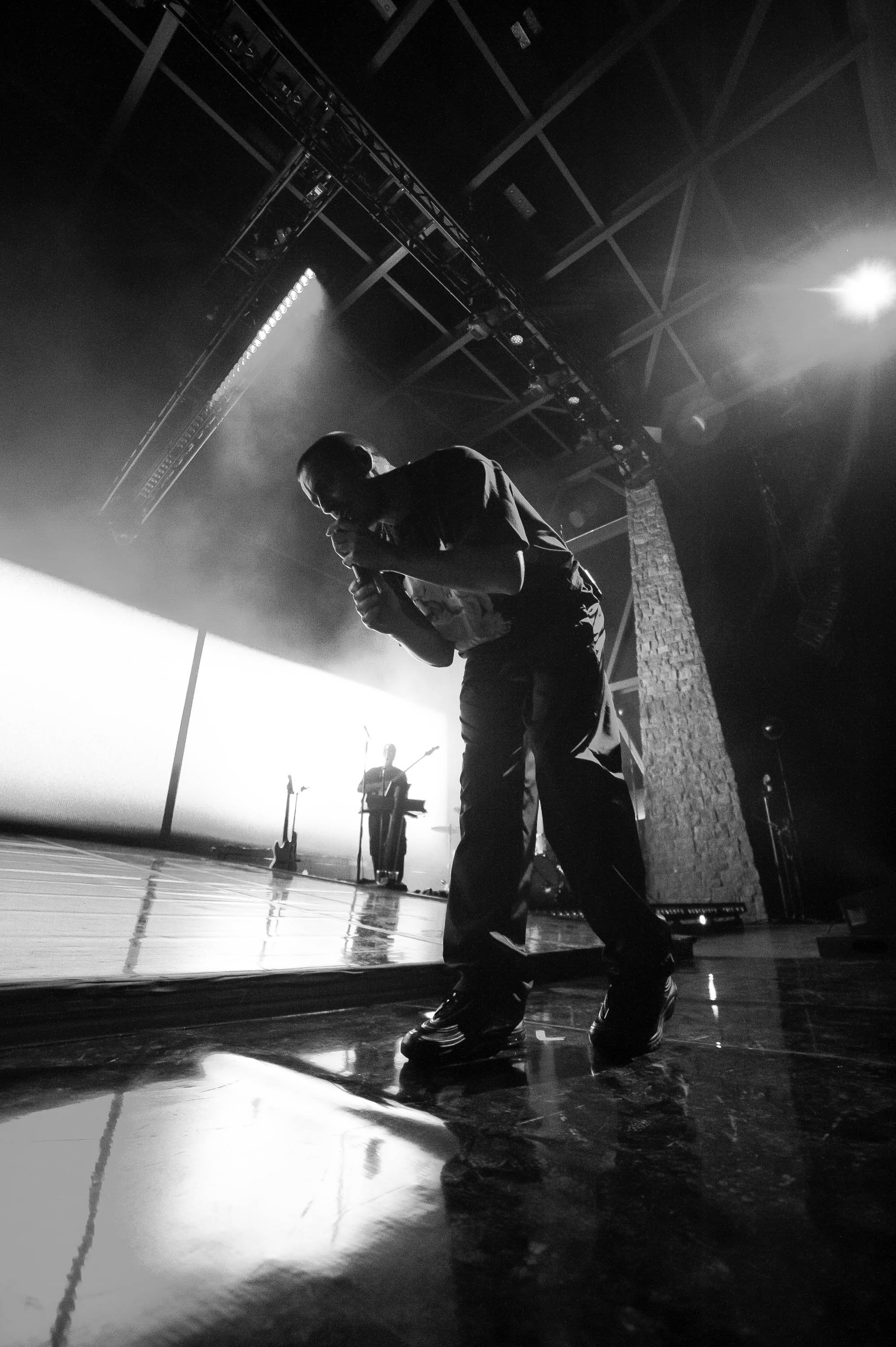 DermotKennedy_6.6.23_FirstbankAmphitheater_DivinaMarfe-12.jpg