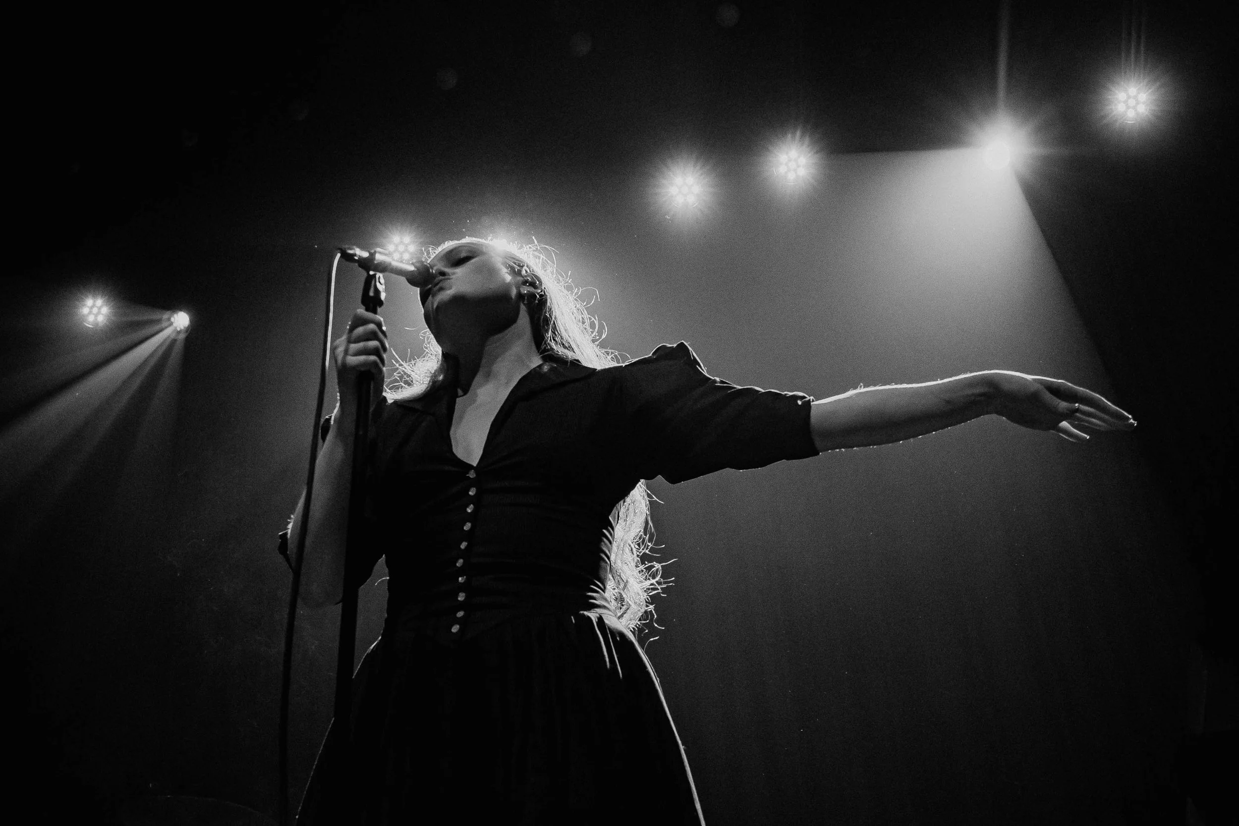 CassandraColeman_BrooklynBowl_3.26.26_DivinaMarfe-17.jpg
