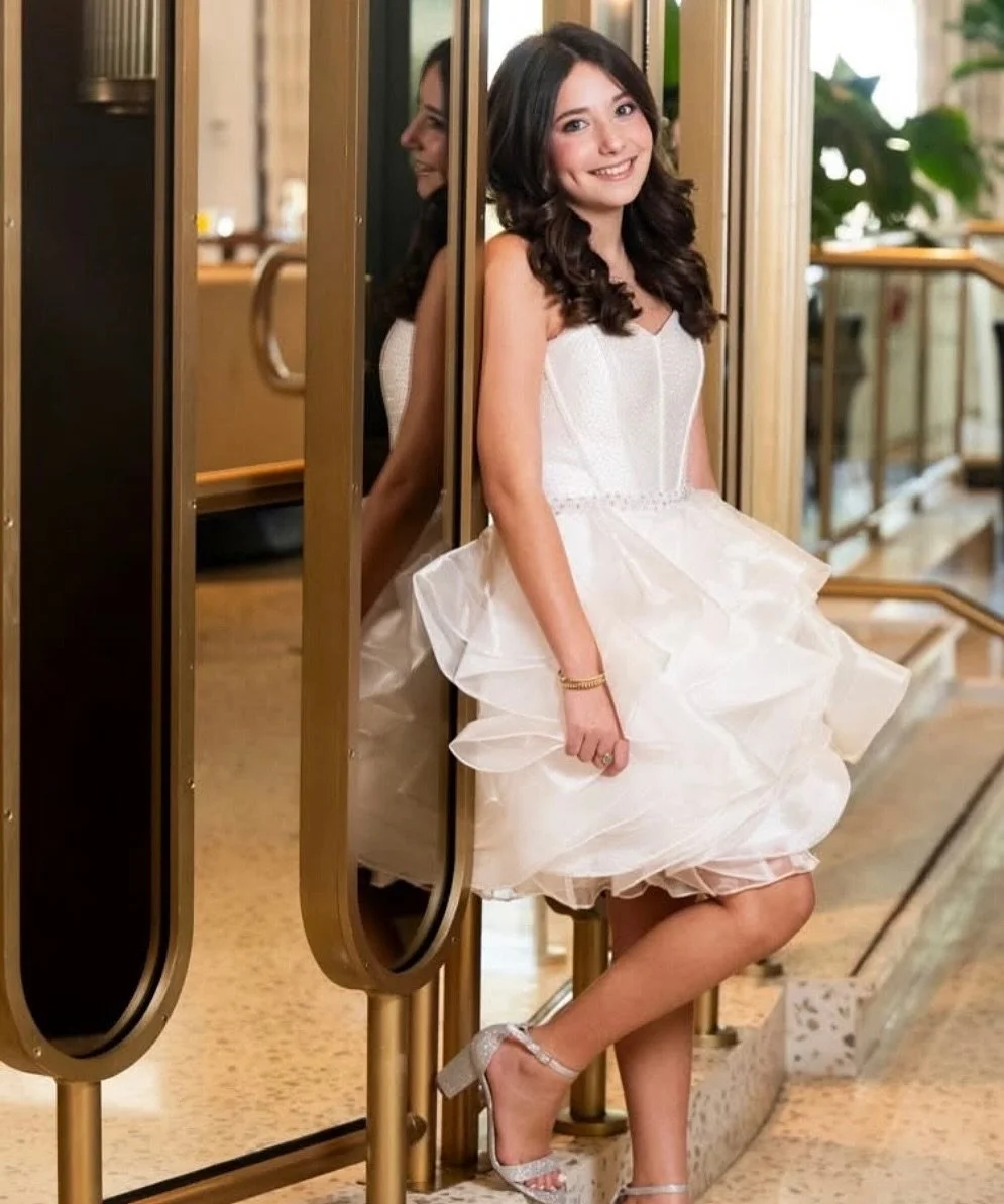 Loved working with this family and glamming them up for their Batmitzvah party 🩷. 

Makeup @scharonissemakeup 
Hair @beyondthemirror.tk 
Venue @pganational 
Photography @tonijadephotography

#westpalmbeachmakeupartist 
#palmbeachbatmitzvah #palmbeac