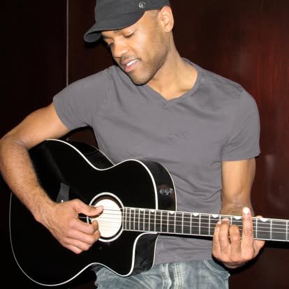 Live Music in Leesburg with Travis Tucker