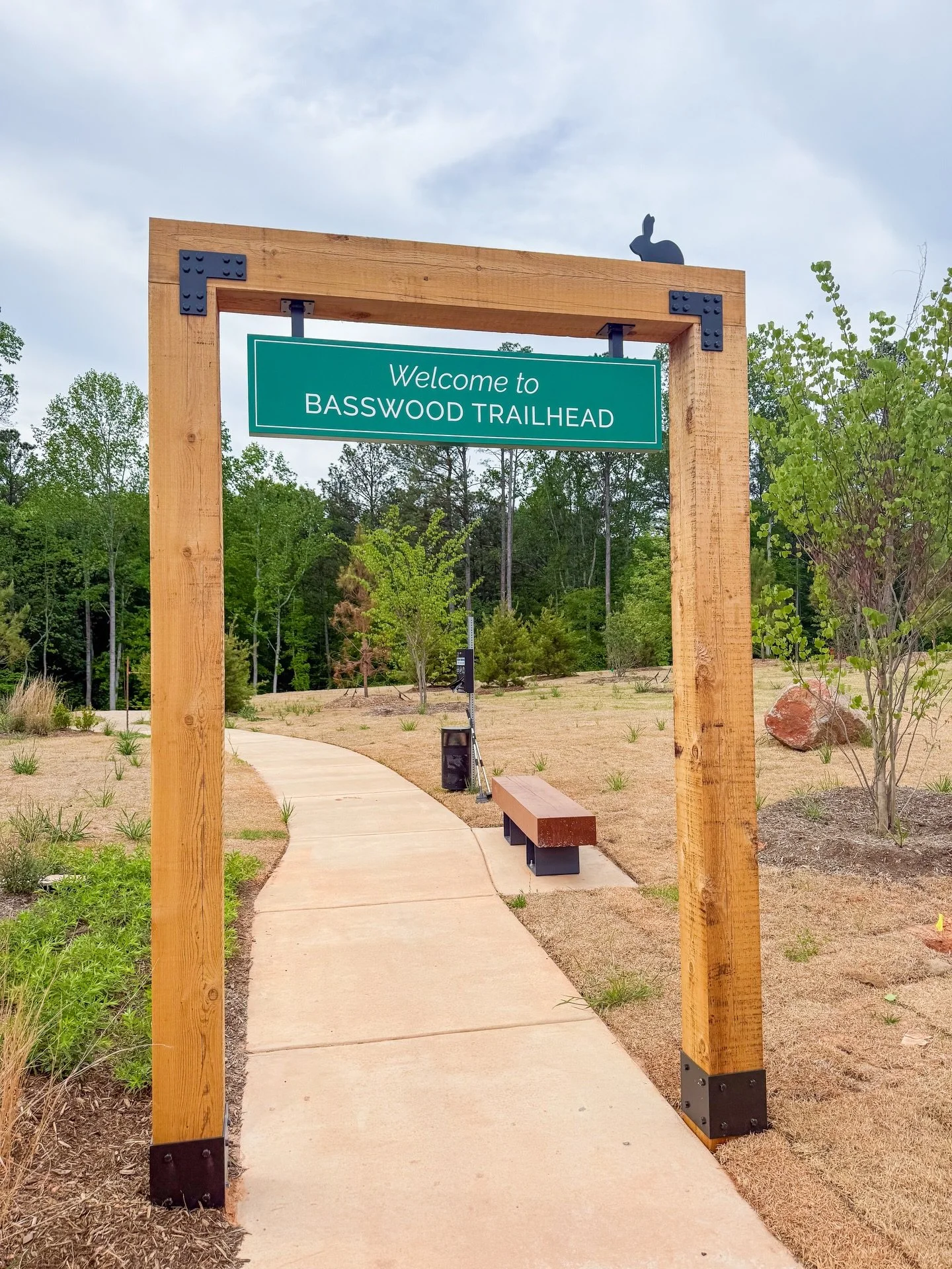 Took a stroll through the walking trails at @TheRiverDist, Charlotte&rsquo;s newest neighborhood, and it&rsquo;s safe to say the &ldquo;city meets nature&rdquo; vibe is already in full effect. 🌿
