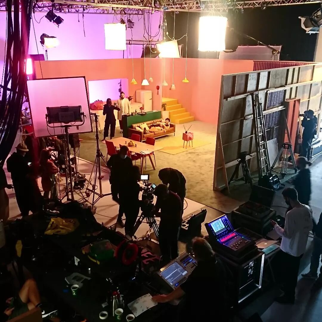 Studio shoot at 434 North London. #deskop #avolites #gaffer #gafferlife