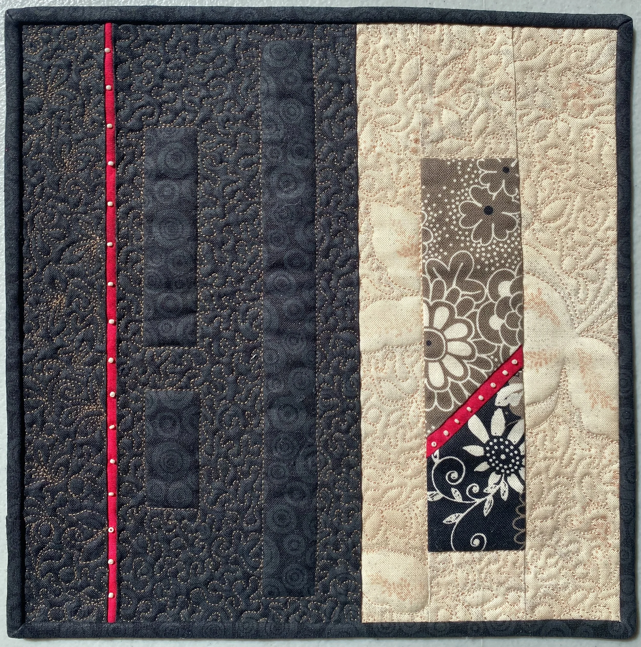 Pat LaPierre Quilt Photo 1.jpg